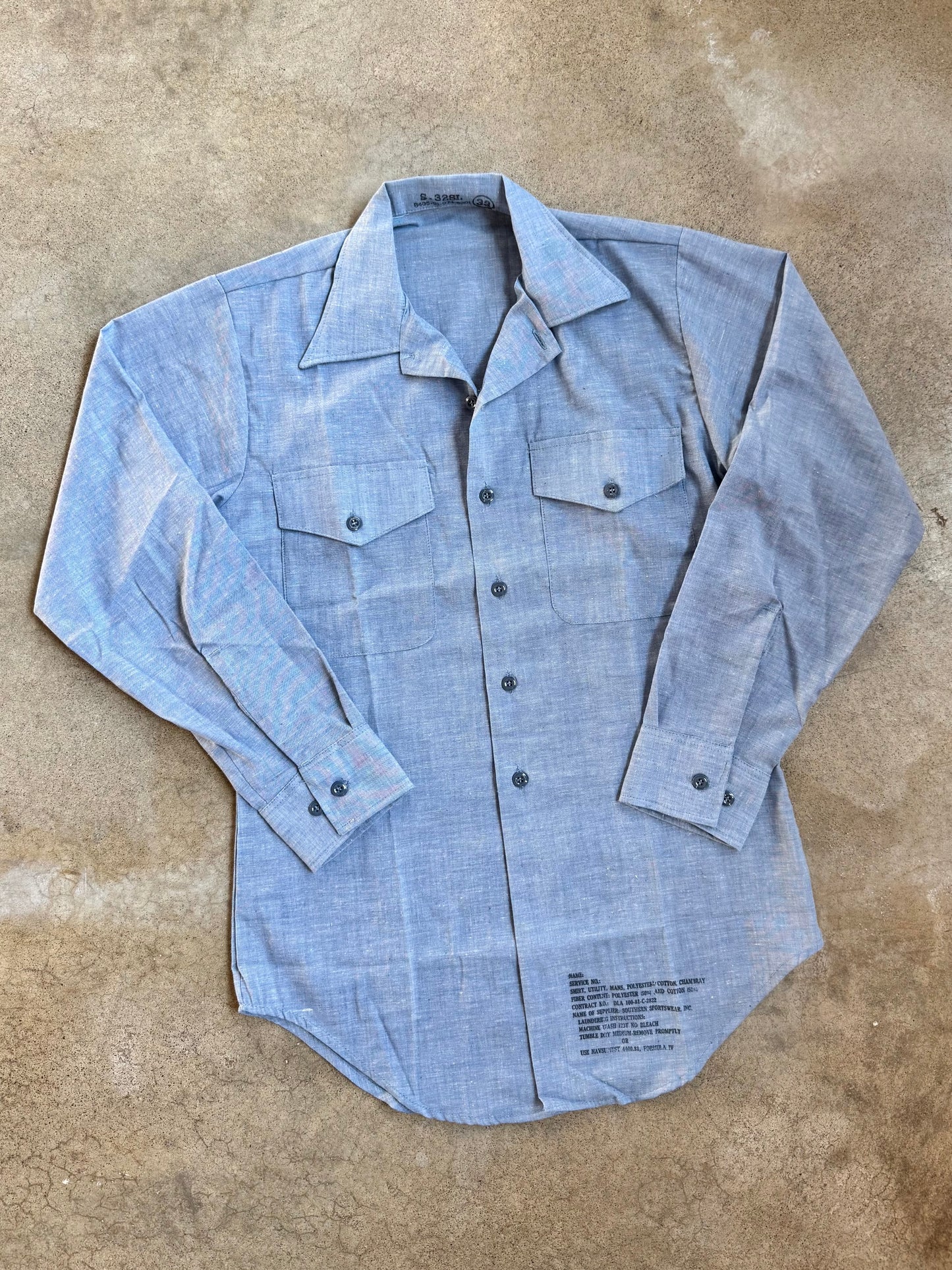 Vintage 1960s Military Issue Blue Chambray Utility Shirt | Small