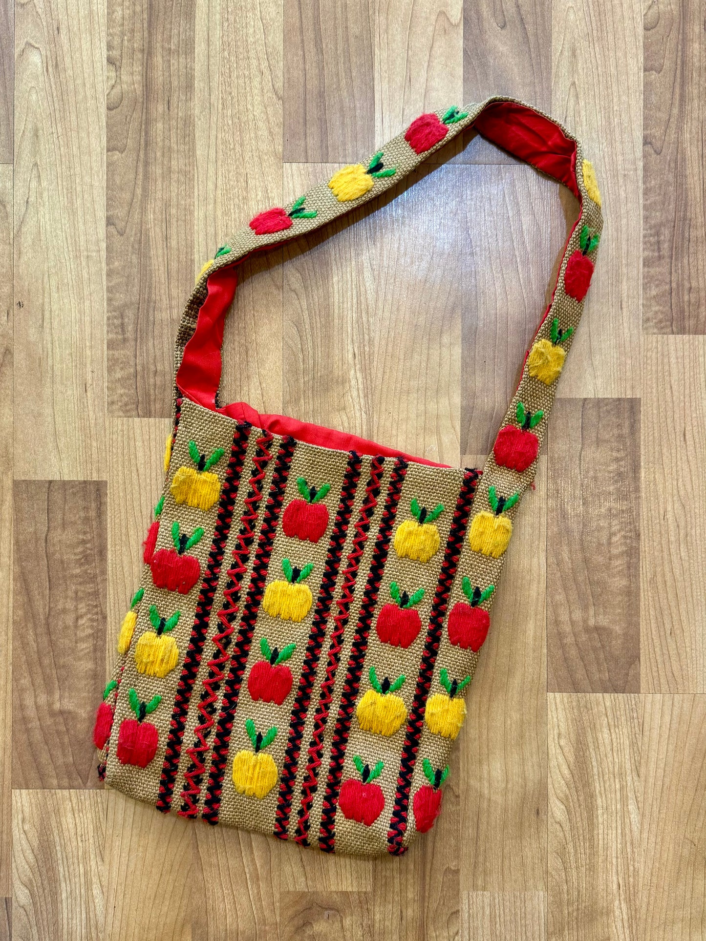 Vintage 1970s Apple Embroidered Burlap Shoulder Bag