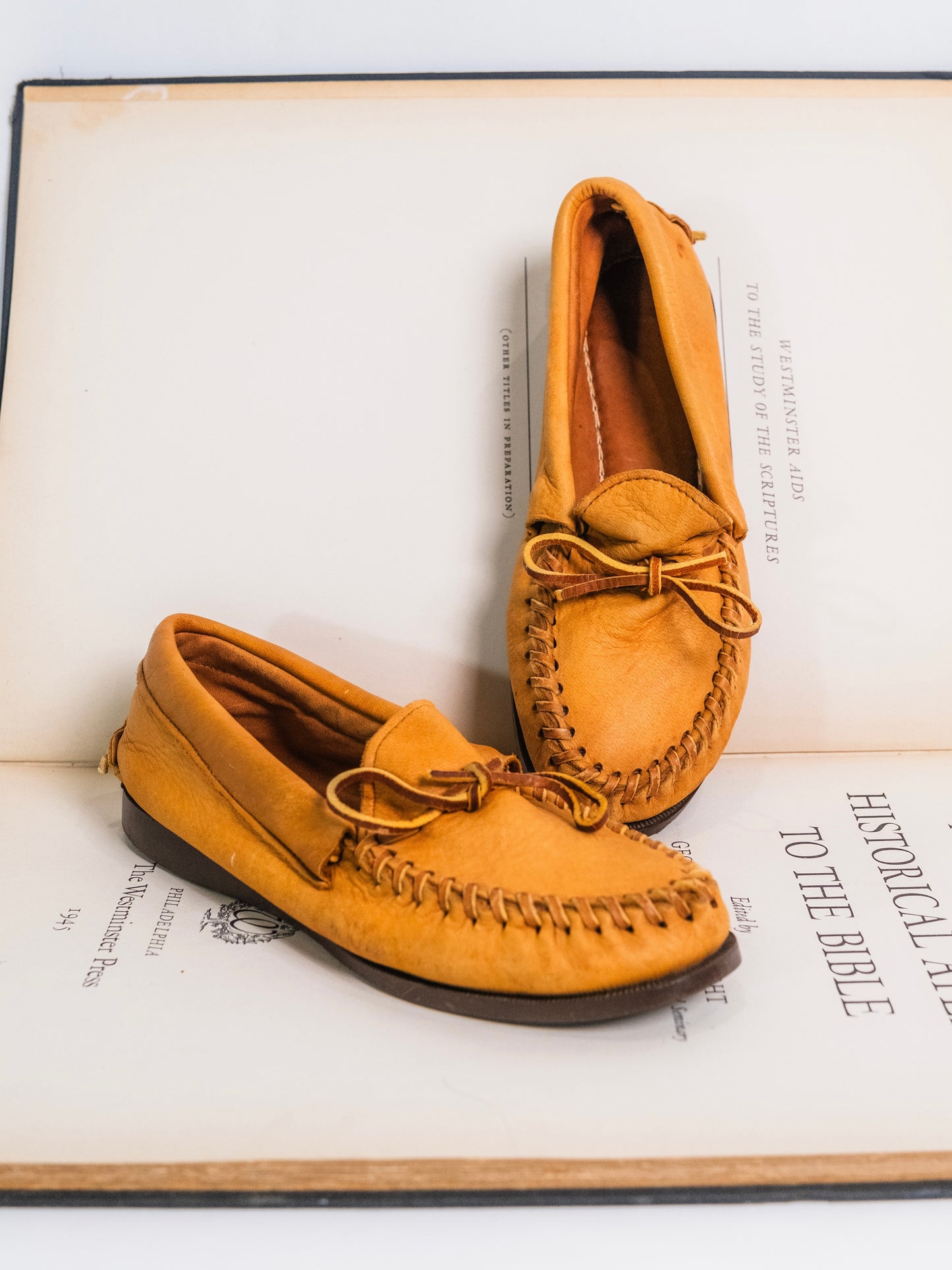 Vintage 1970s Tan Leather Hardsole Moccasins