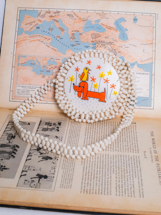 Vintage 1950s White "Dog & Bird" Beaded Purse