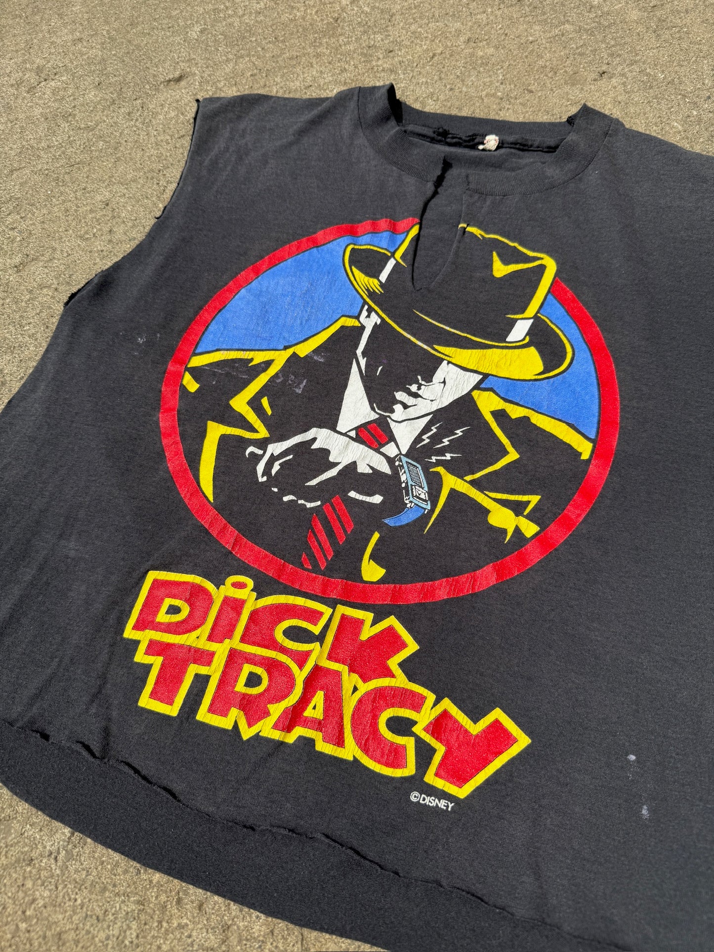 Vintage 1980s Dick Tracy Graphic Cutoff Tee | Large