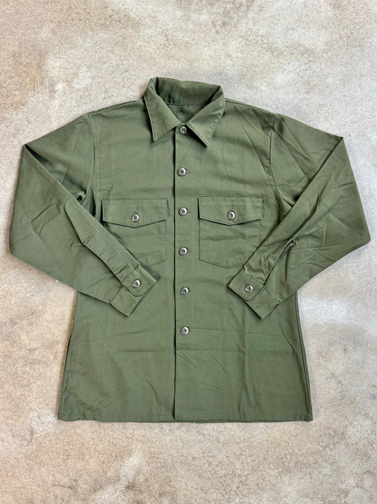 Vintage 1970s Vietnam Era Military OG-507 Green Utility Shirt | Large