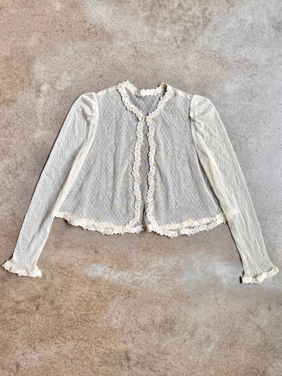 Vintage 1970’s Ivory Point D’Esprit Floral Lace Trim Cropped Cardigan | XS