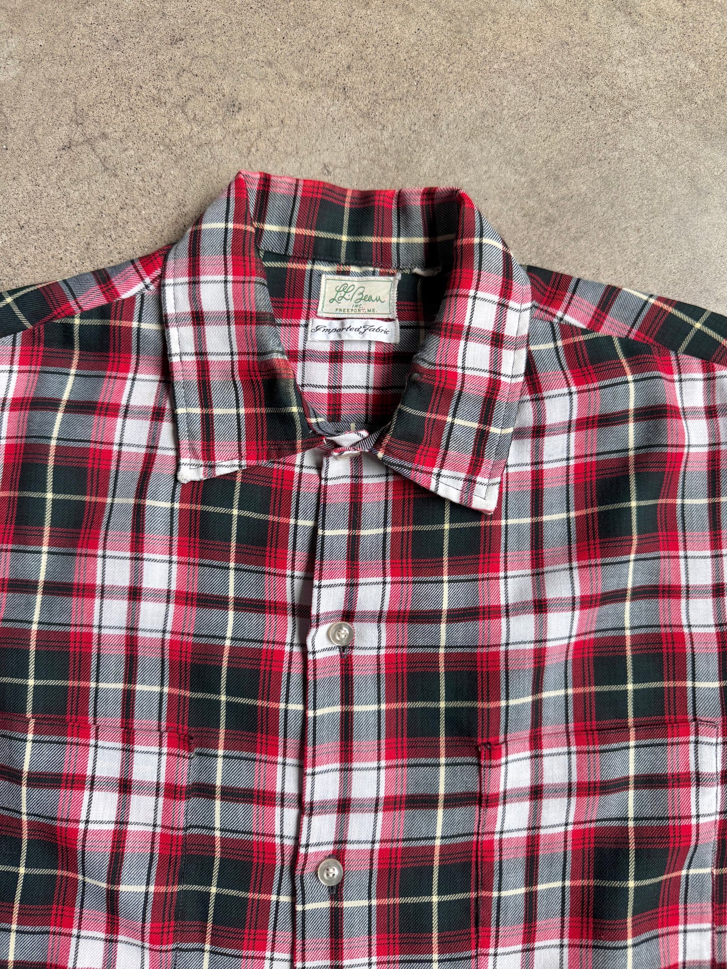 Vintage 1950s L.L. Bean Red & Black Plaid Cotton Button-Up Shirt | Large
