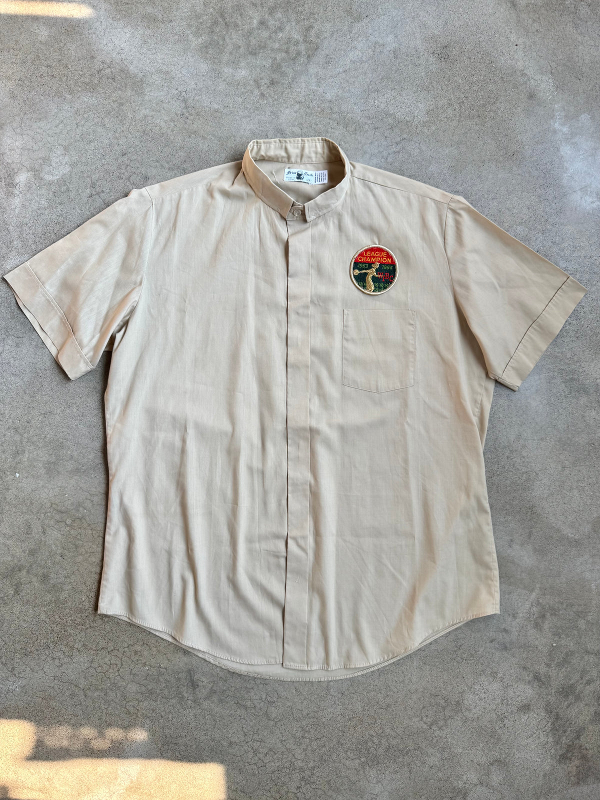 Vintage 1960s Friar Tuck Tan Short Sleeve Shirt w/ WIBC Bowling League Champ Patch | XL