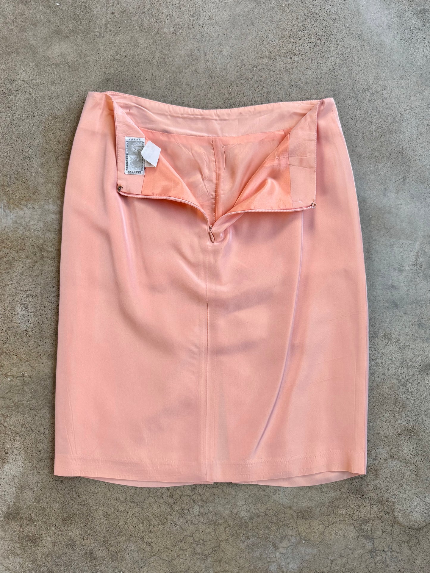Vintage 1980s Alberto Makali Peach Ruched Pencil Skirt | Waist 28”