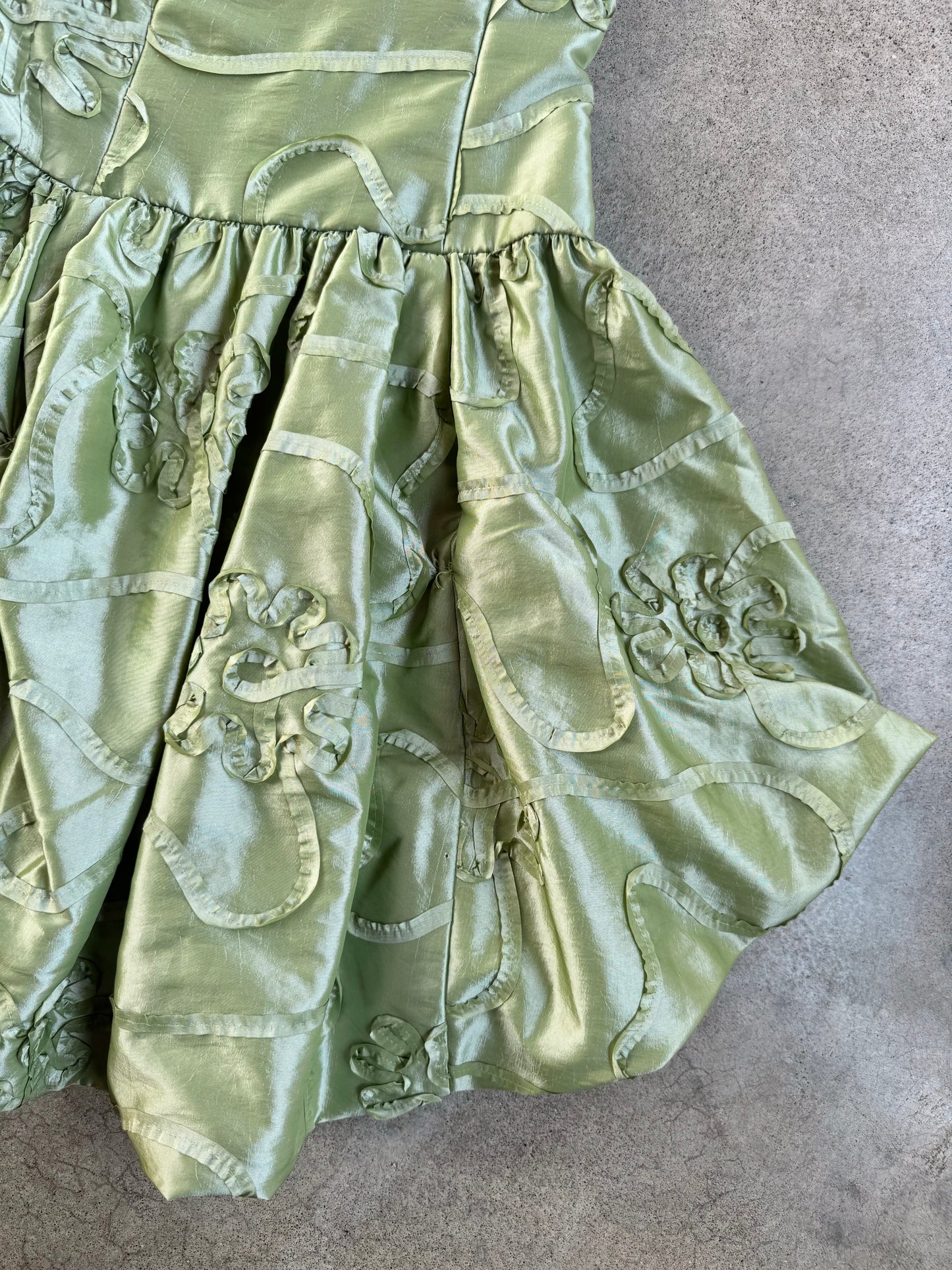 Vintage 1990s Jessica McClintock Green Floral Appliqué Strapless Bubble Hem Party Dress | XS