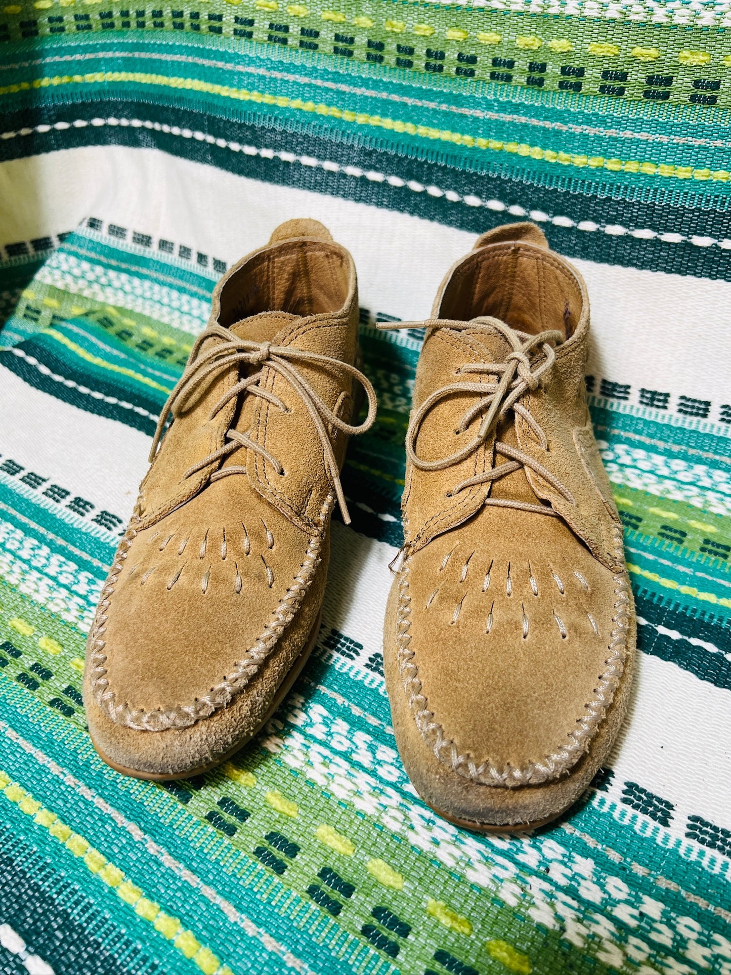 Vintage 1980s Tan Suede Minnetonka Moccasins