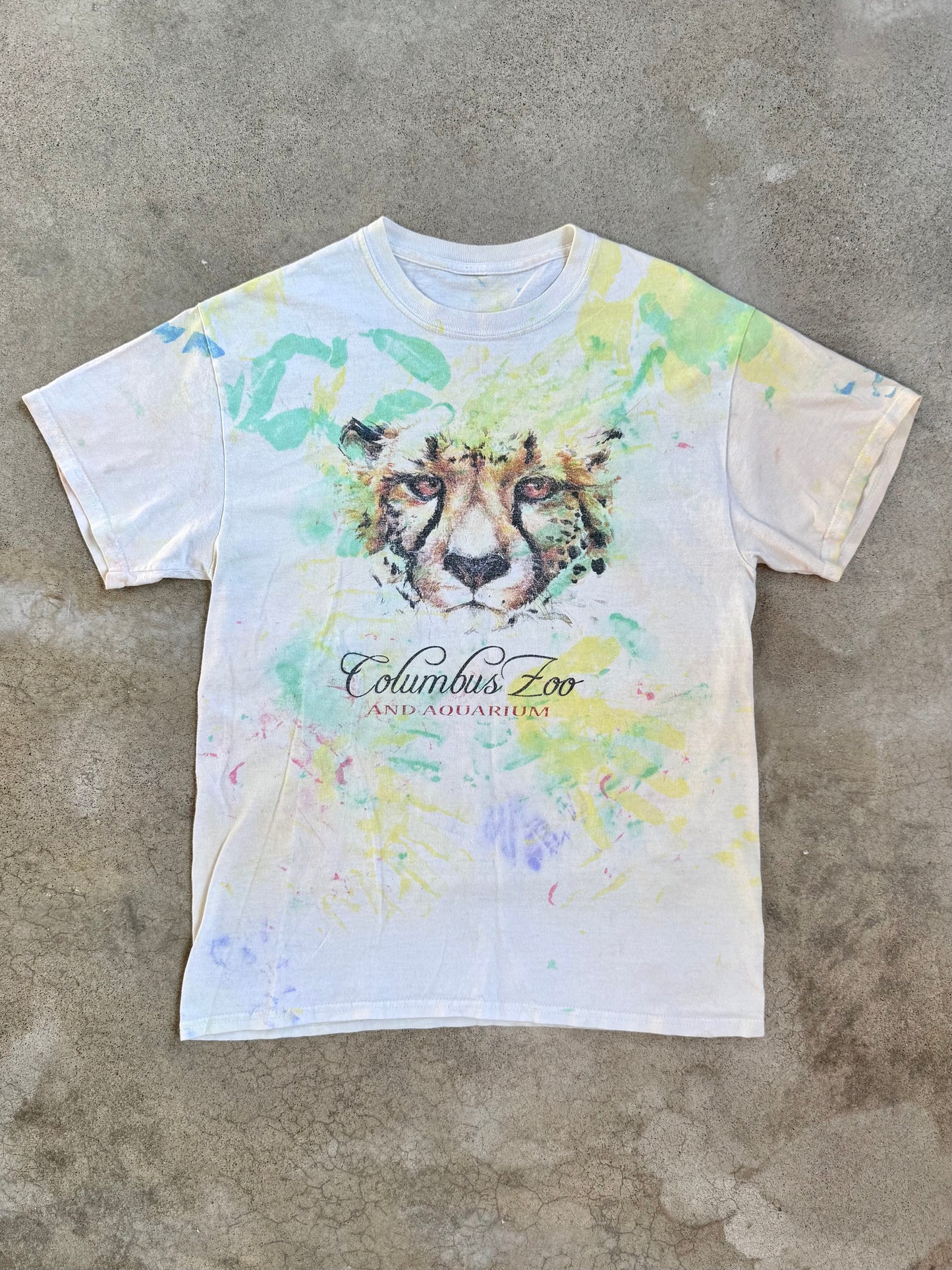 Columbus Zoo Paint Splatter Graphic Tee | Medium
