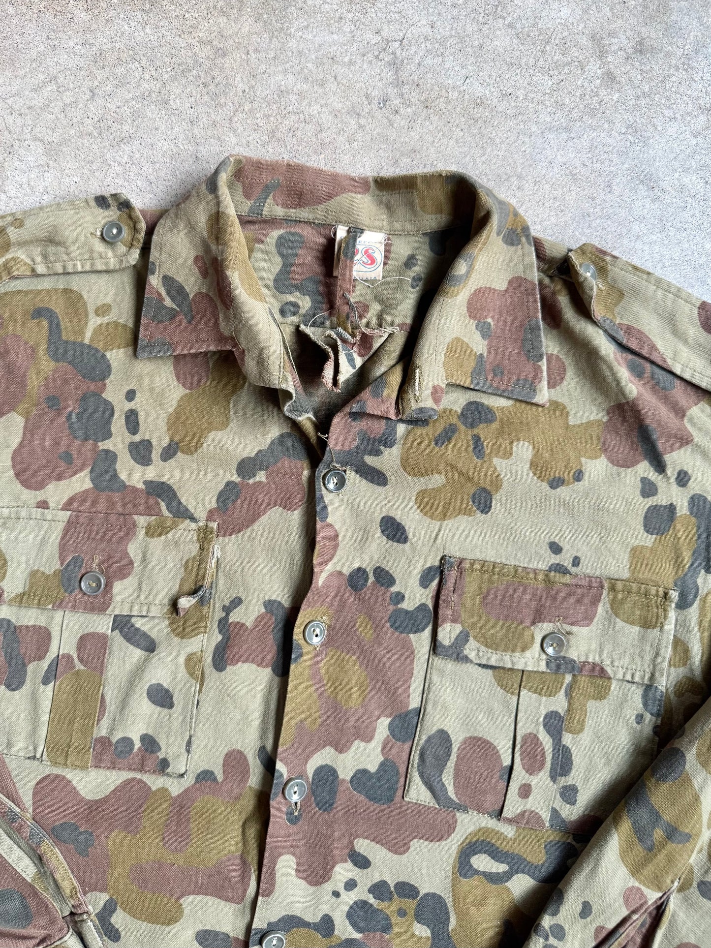 Vintage Romanian Army M94 Mosaic Camo Field Shirt | Large