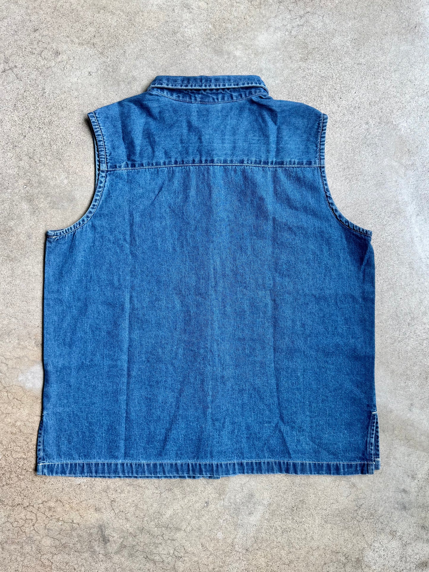Vintage 1990s Embroidered Ocean Scene Sleeveless Denim Shirt | Large