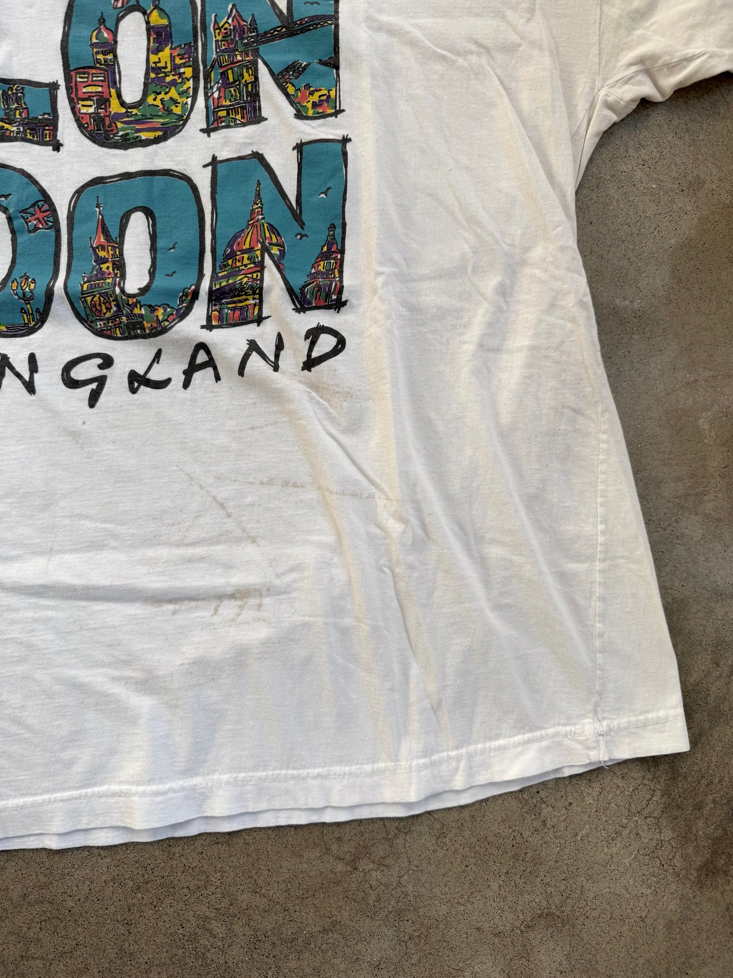 Vintage 1980s White Distressed London England Graphic Tee | XL