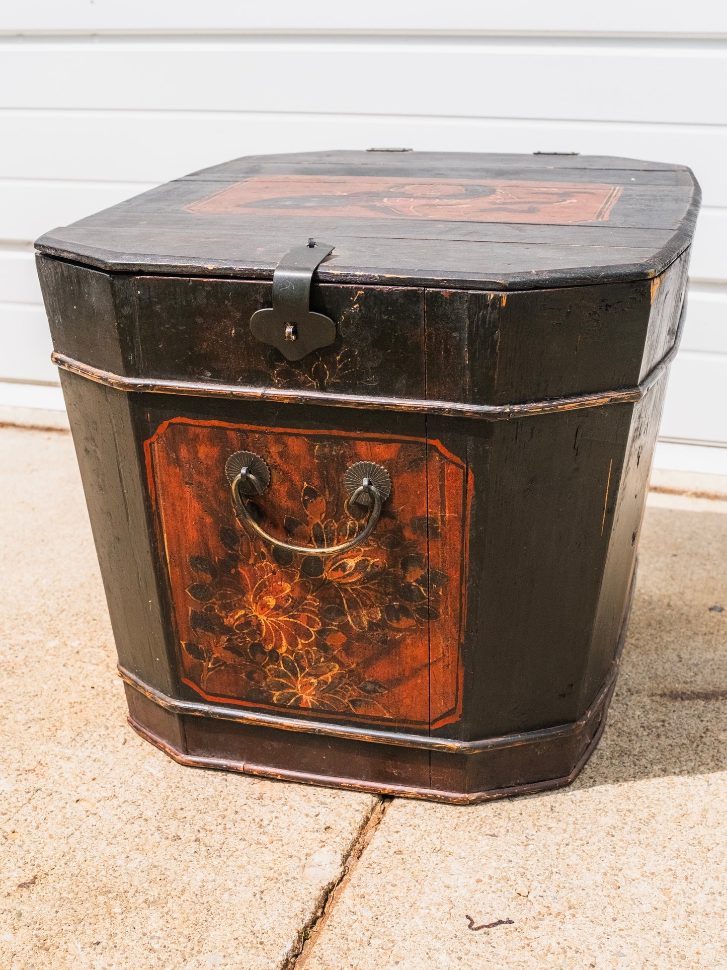 Antique 1900s Wood Lacquered Chinese Rice Chest