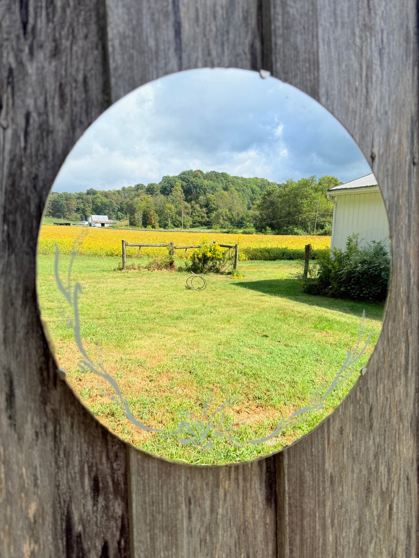 Vintage 1940s Round Floral Printed Mirror