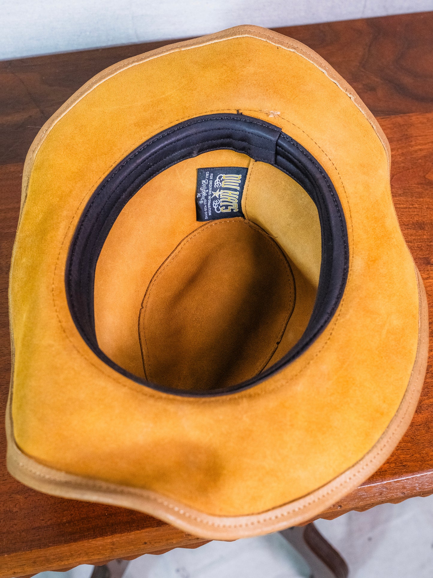 Vintage 1990s Dollywood Tan Leather Cowboy Hat
