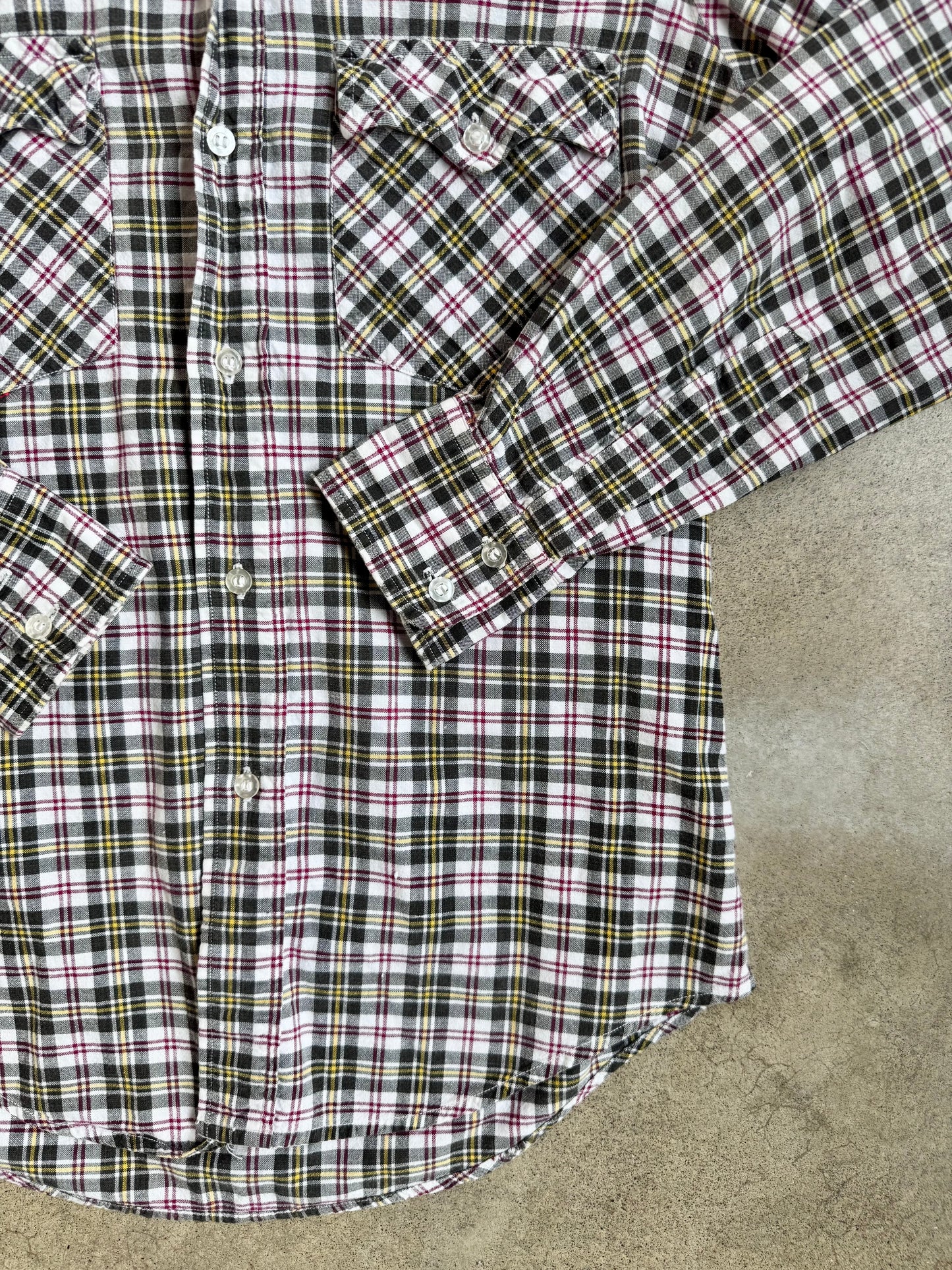 Vintage 1960s Arkon Plaid Worn Cotton Button-Up Shirt | Small