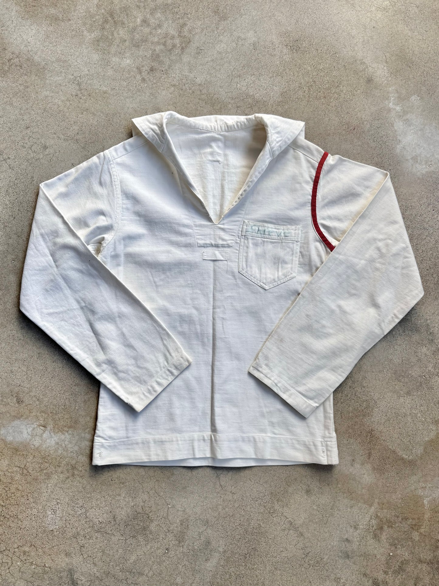 Vintage 1950s U.S. Navy White Sailor Uniform Shirt | XS