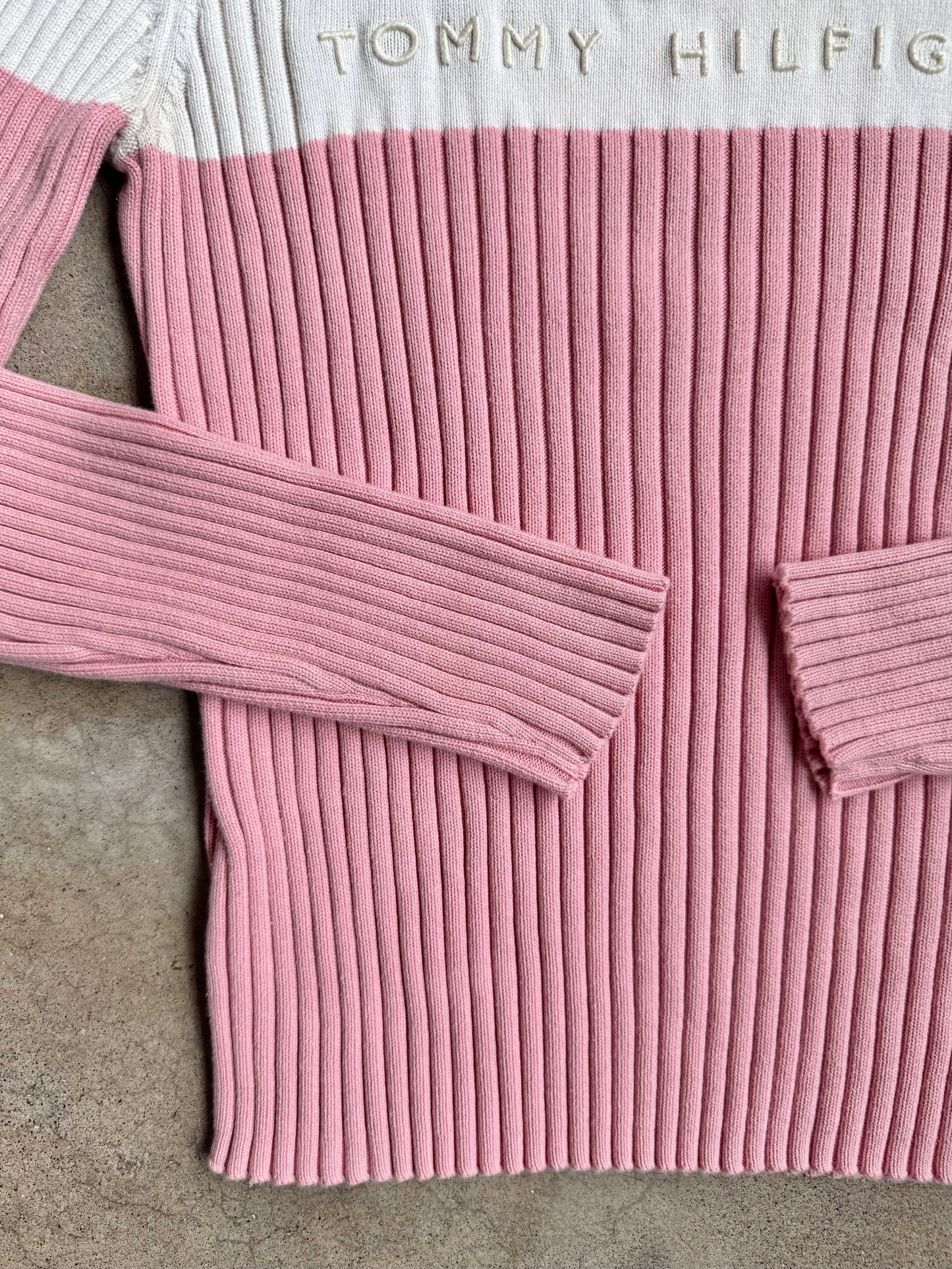 2000s Tommy Hilfiger Pink & White Rib Knit Cotton Pullover Sweater | Medium