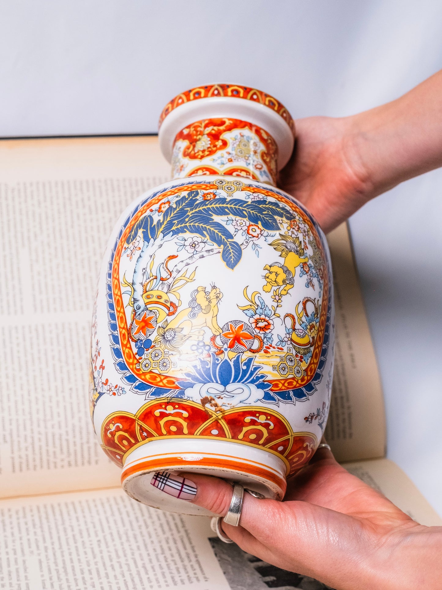 Vintage 1950s Eken Ceramic Foo Dog Painted Vase