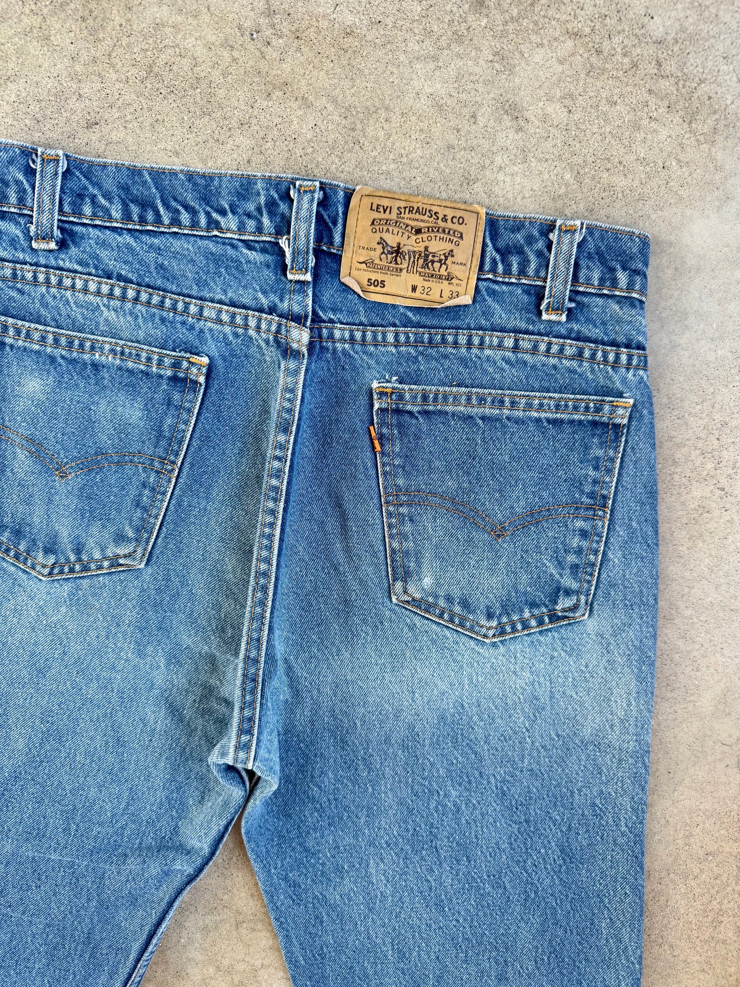 Vintage 1980s Levi’s 505 Orange Tab Medium Wash Jeans | 32x33