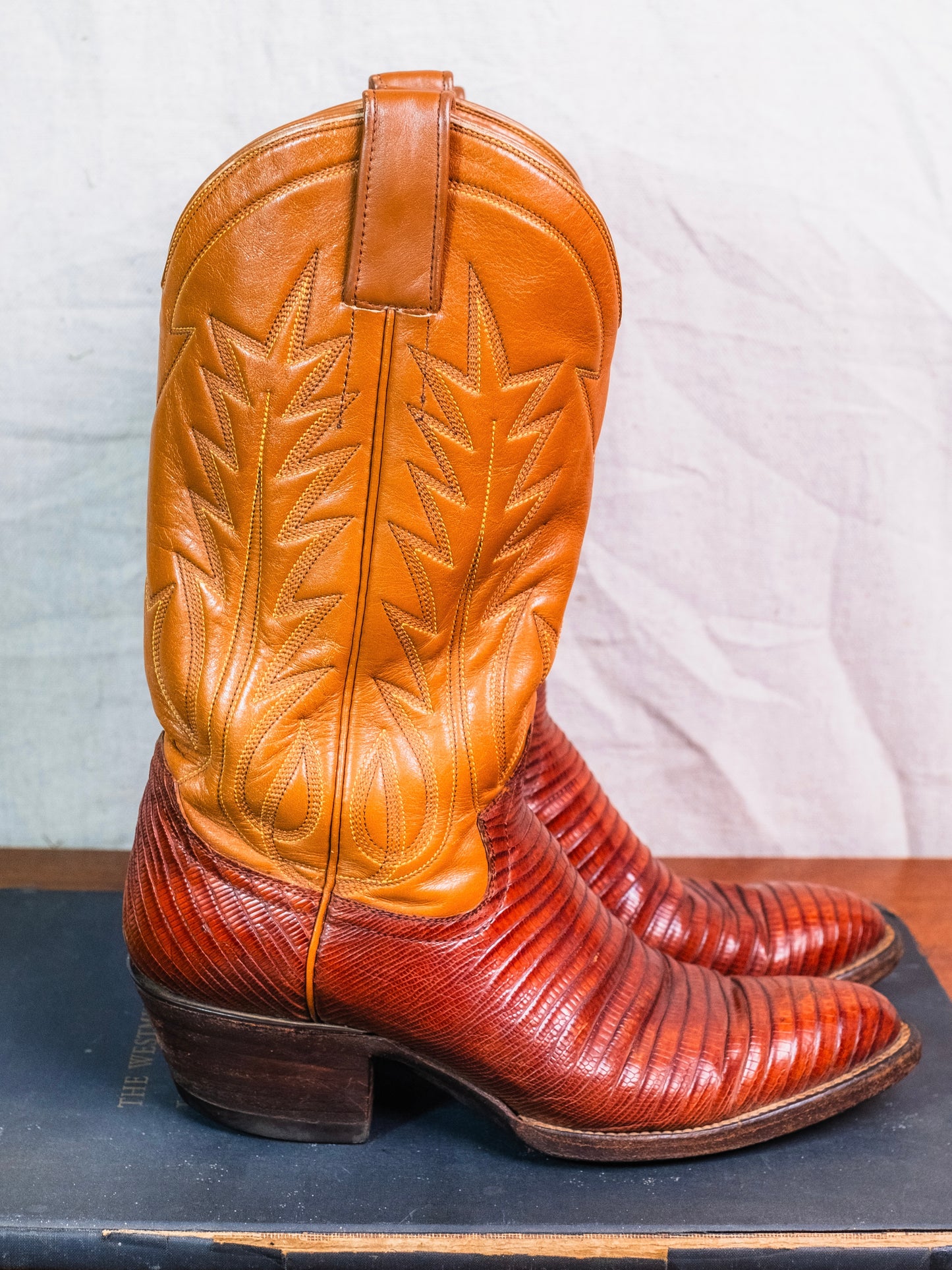 Vintage 1970s Brown Leather & Lizard Skin Cowboy Boots | Women’s 7.5