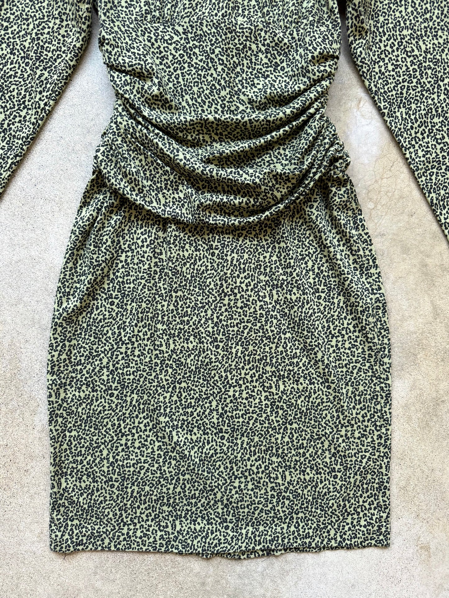 Vintage 1980s Green Leopard Print Long Sleeve Fitted Dress | Small