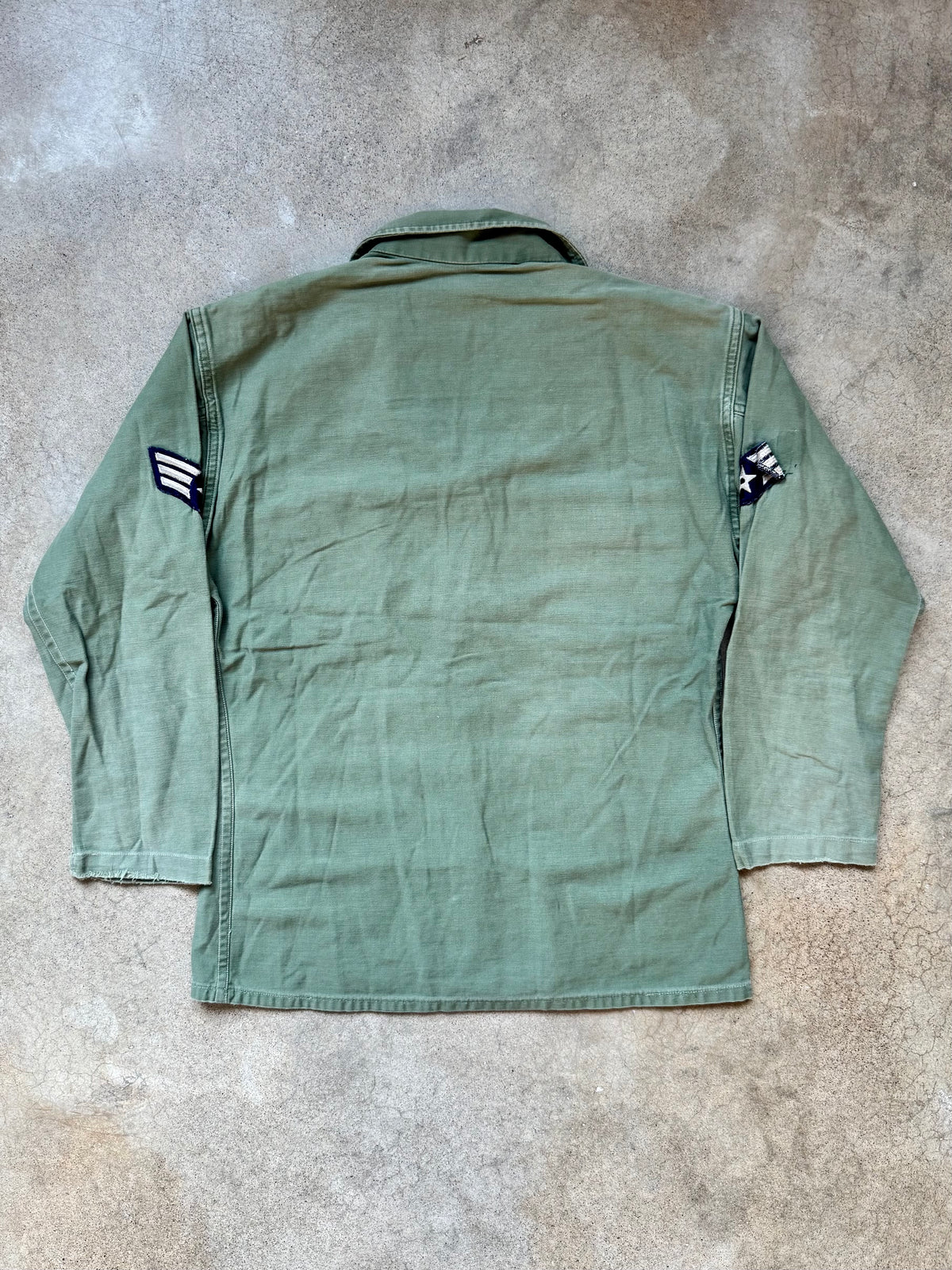 Vintage U.S. Air Force OG-107 Type 1 Sateen Cotton Fatigue Shirt | Medium