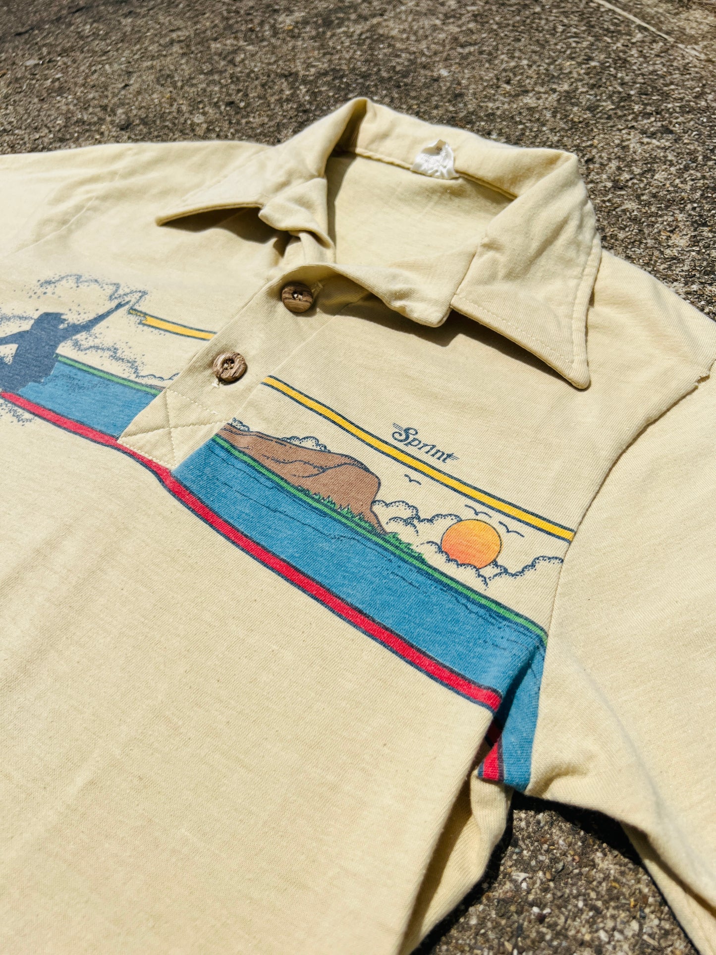 Vintage 1970s Sprint Surf Graphic Short Sleeve Polo Shirt