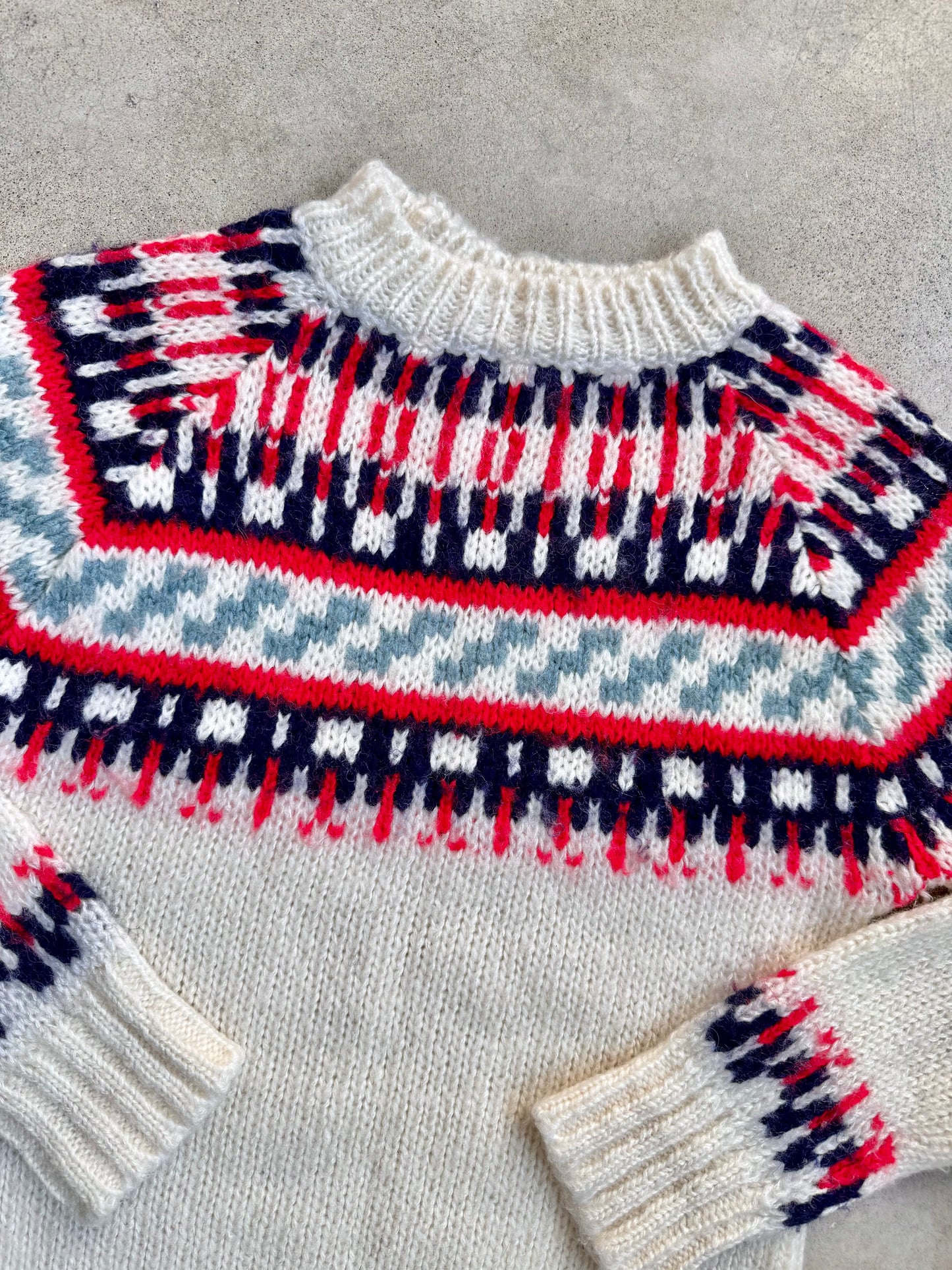 Vintage 1960s White Fair Isle Knit Sweater | Small