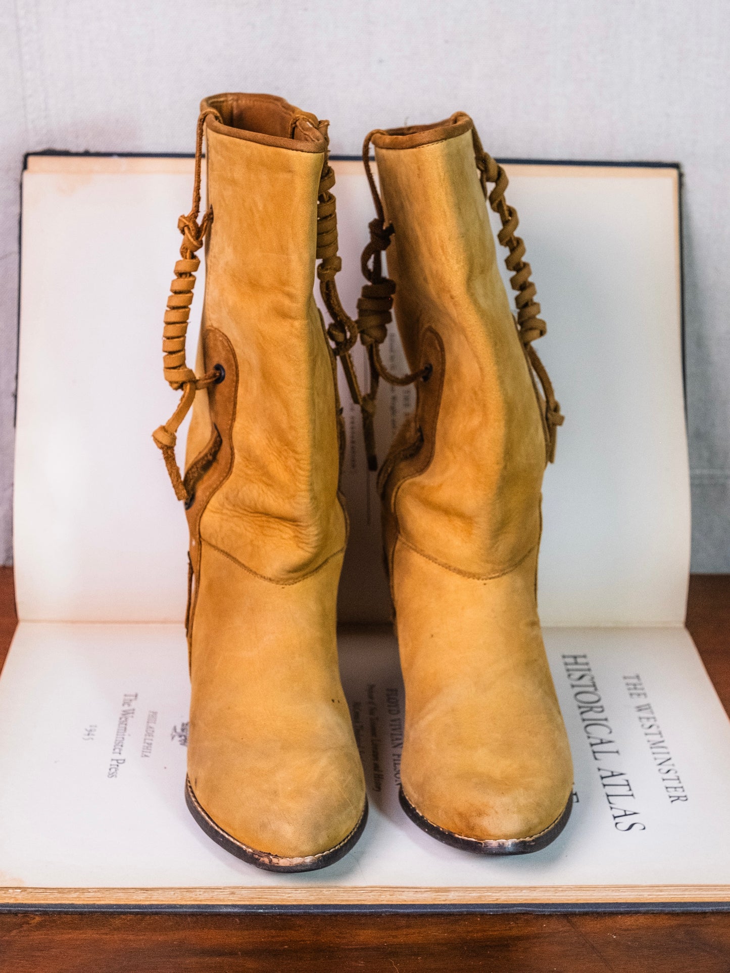 Vintage 1970s Maine Woods Tan Suede Leather Mid-Calf Boots | Women’s 7.5