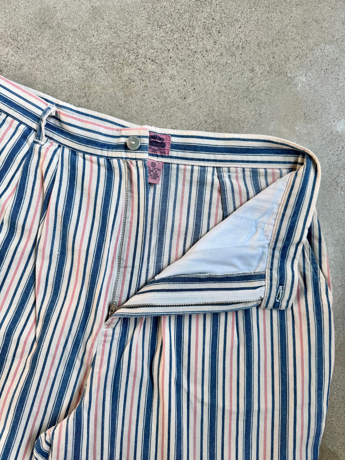 Vintage 1980s/90s Cambridge Country Store Striped Pleated Cotton Shorts | Waist 28”