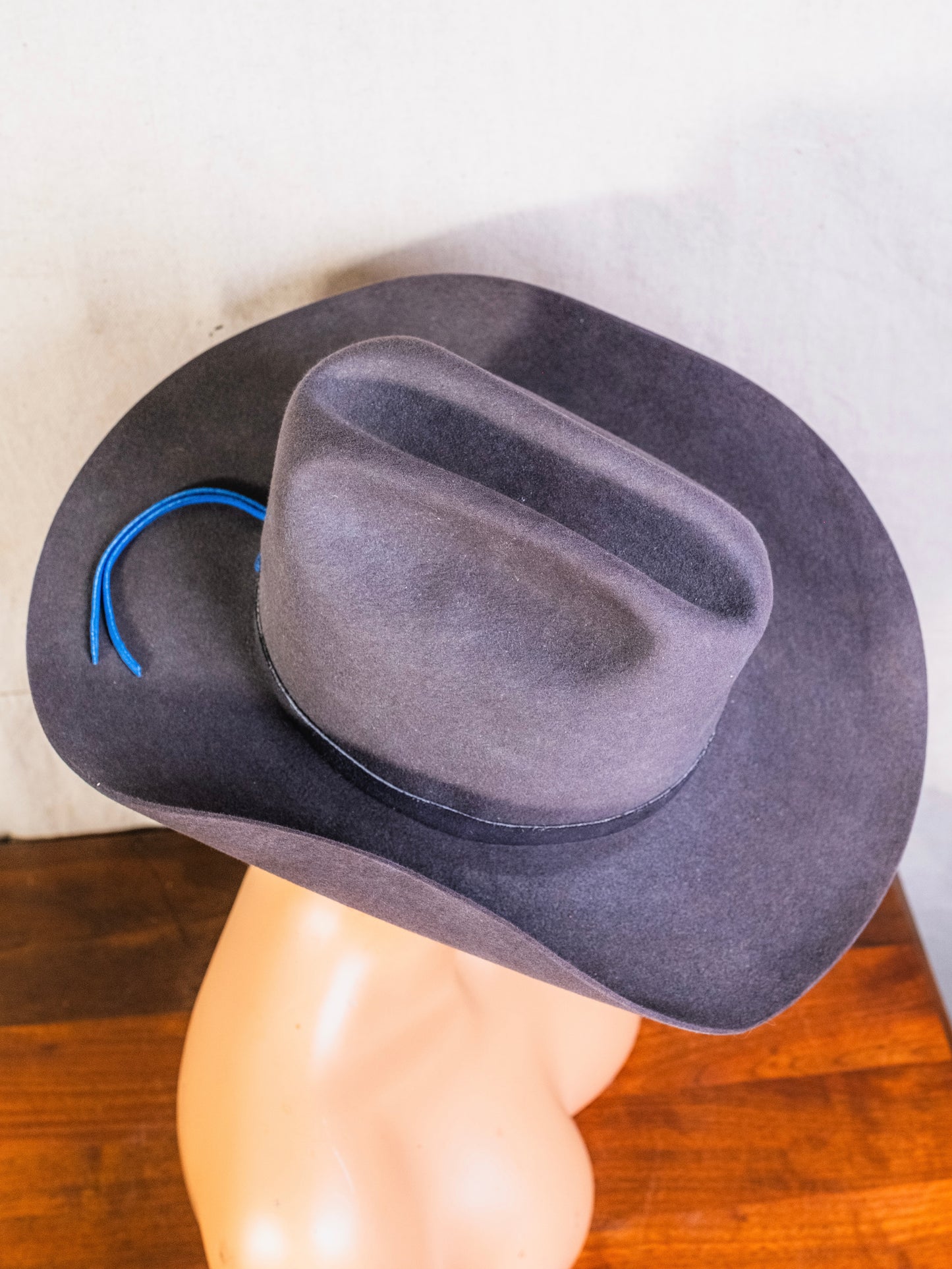 Vintage Boss & Hoss Western Wear Thoroughbred Beaver Felt Cowboy Hat