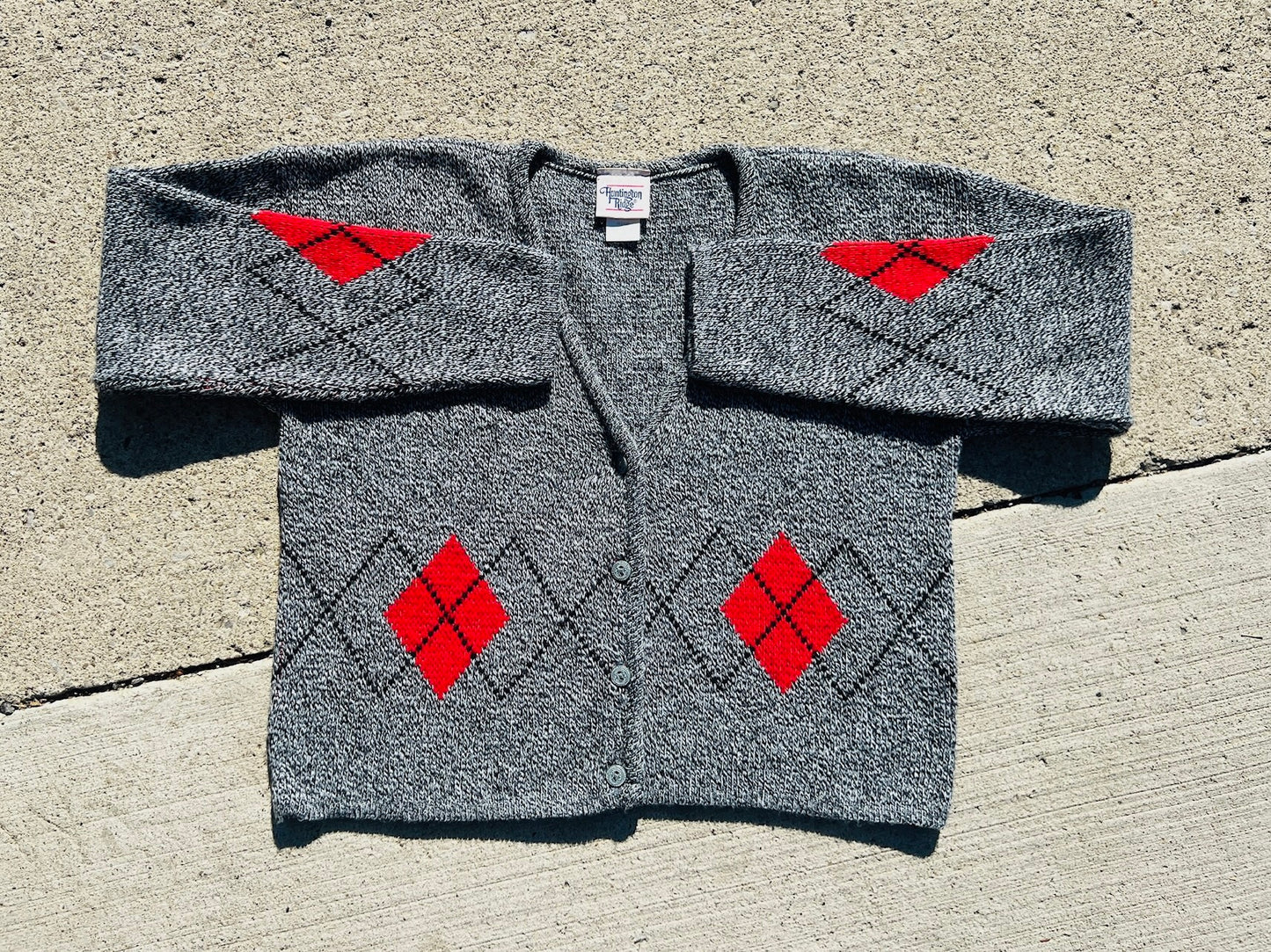 Vintage 1990s Huntington Ridge Argyle Cropped Cardigan | Medium