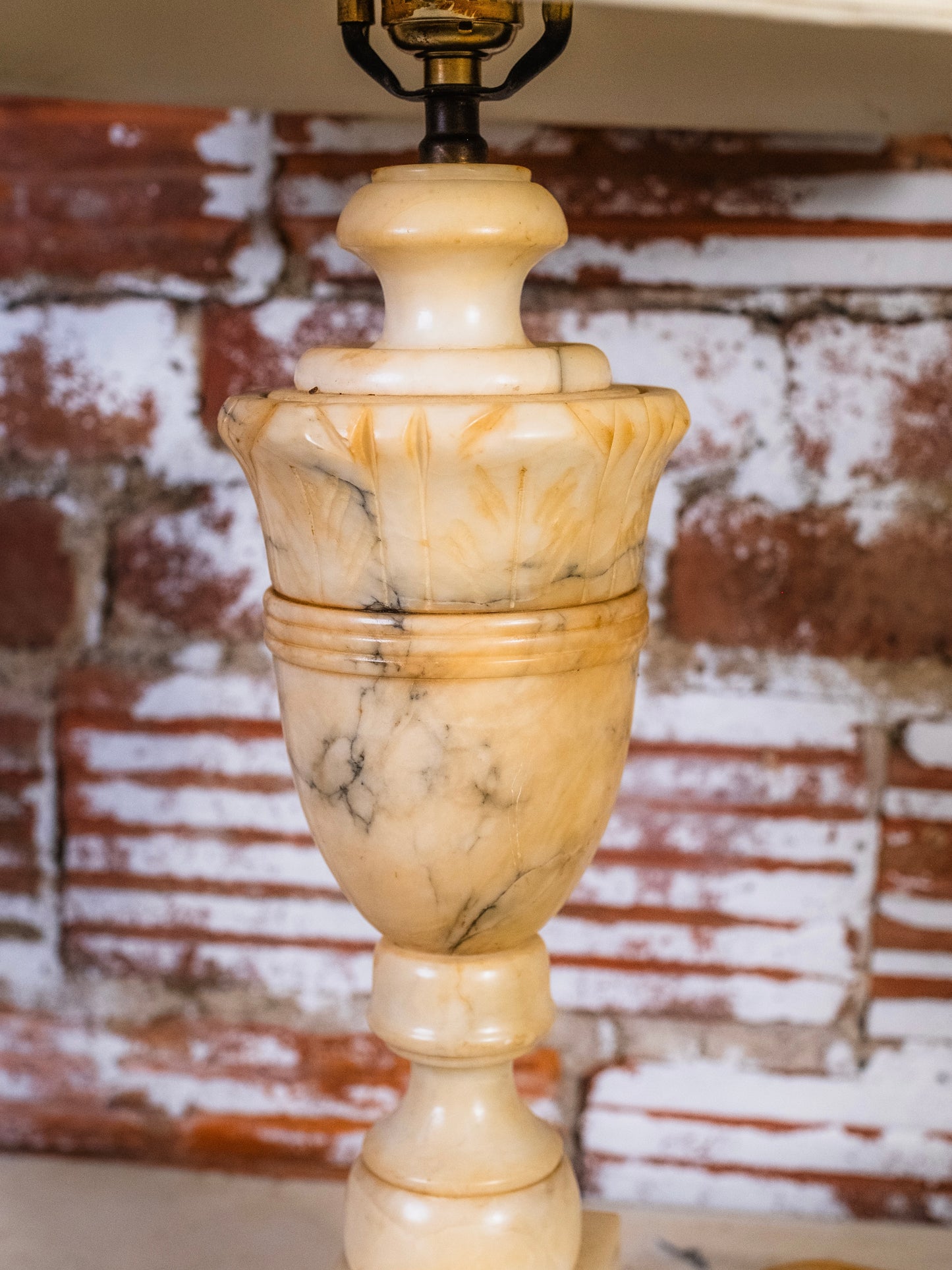 Vintage Mid-Century Italian Carved Alabaster Table Lamp