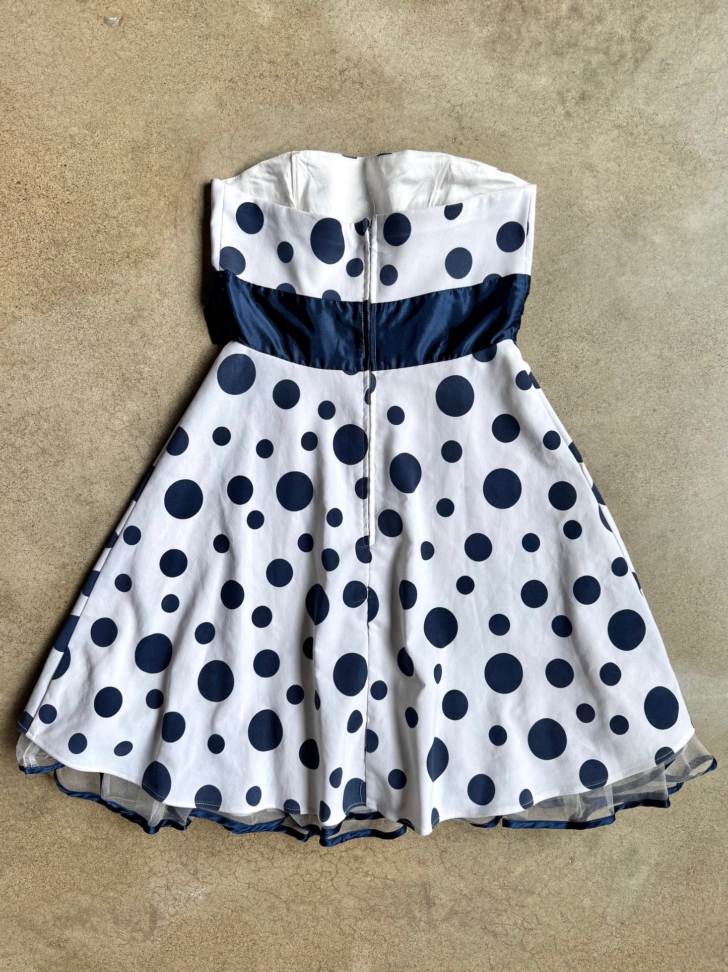 2000s B. Darlin White & Blue Polka Dot Strapless Dress | S/M