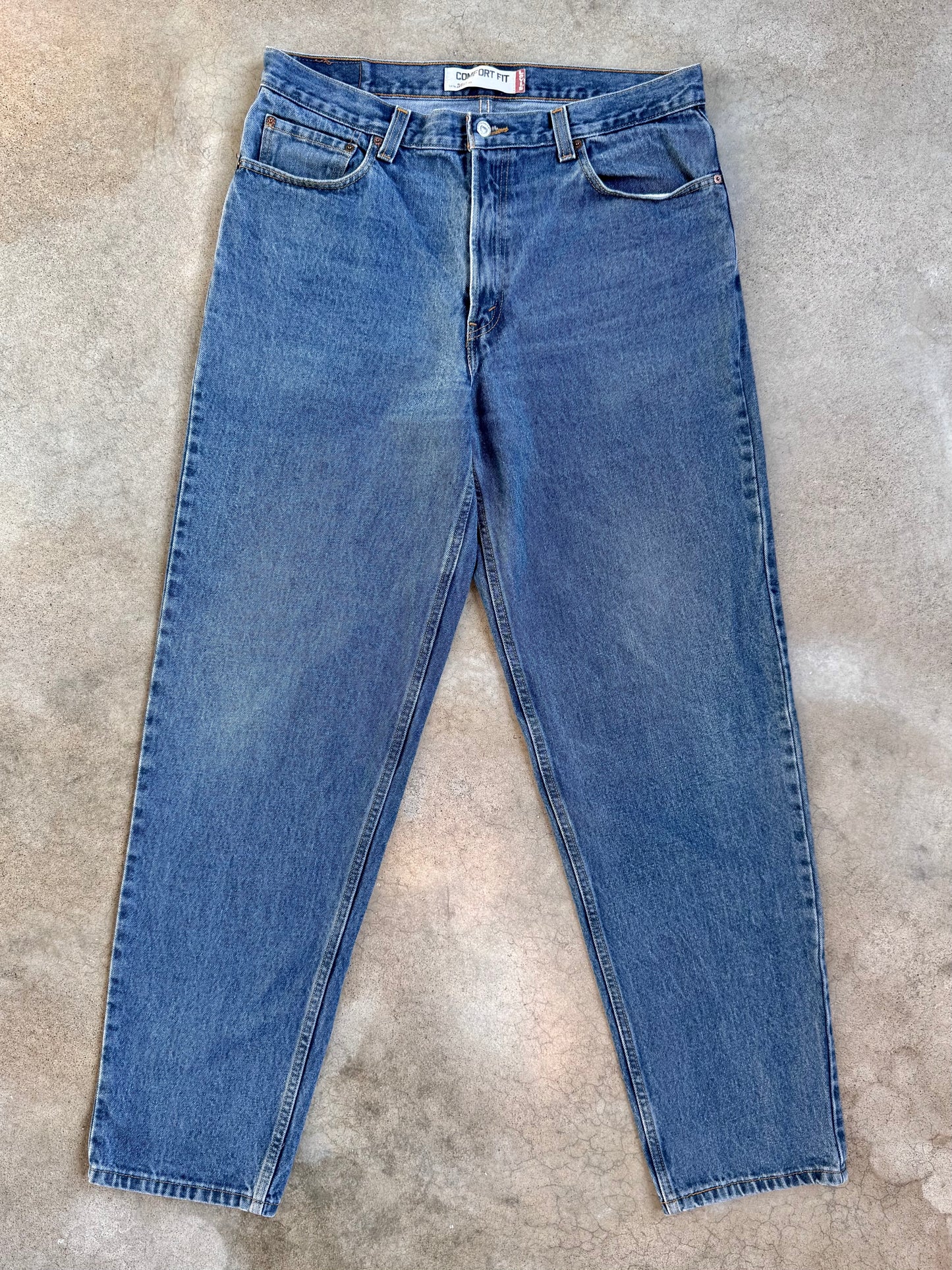 Levi's 560 Comfort Fit Medium Wash Jeans | 36x36