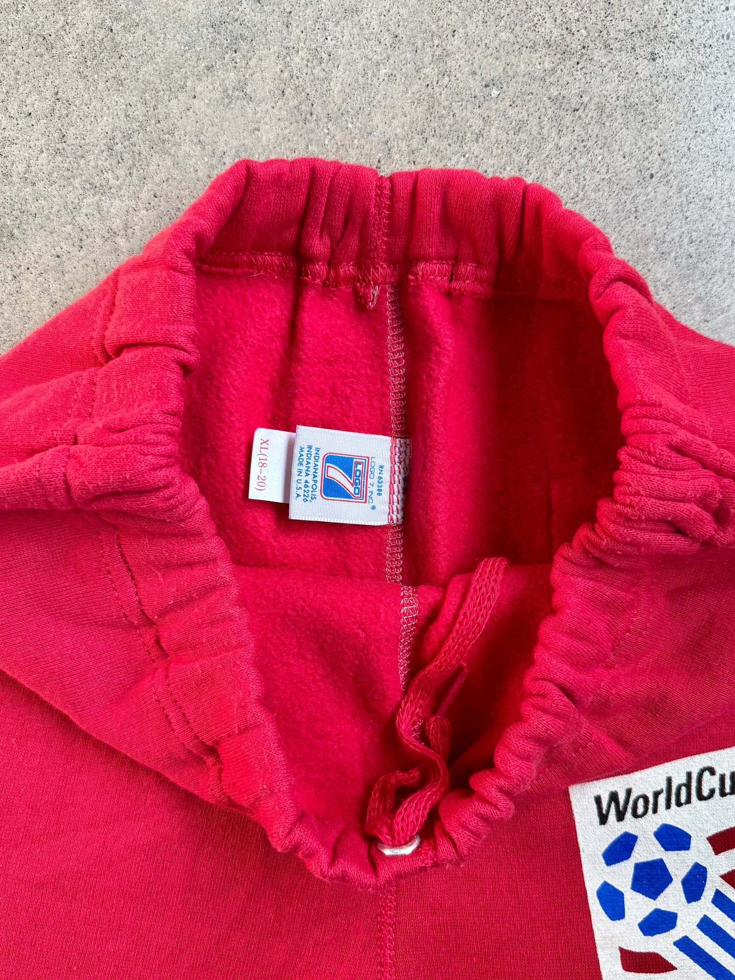 Vintage 1994 World Cup USA Red Sweat Shorts | Youth XL