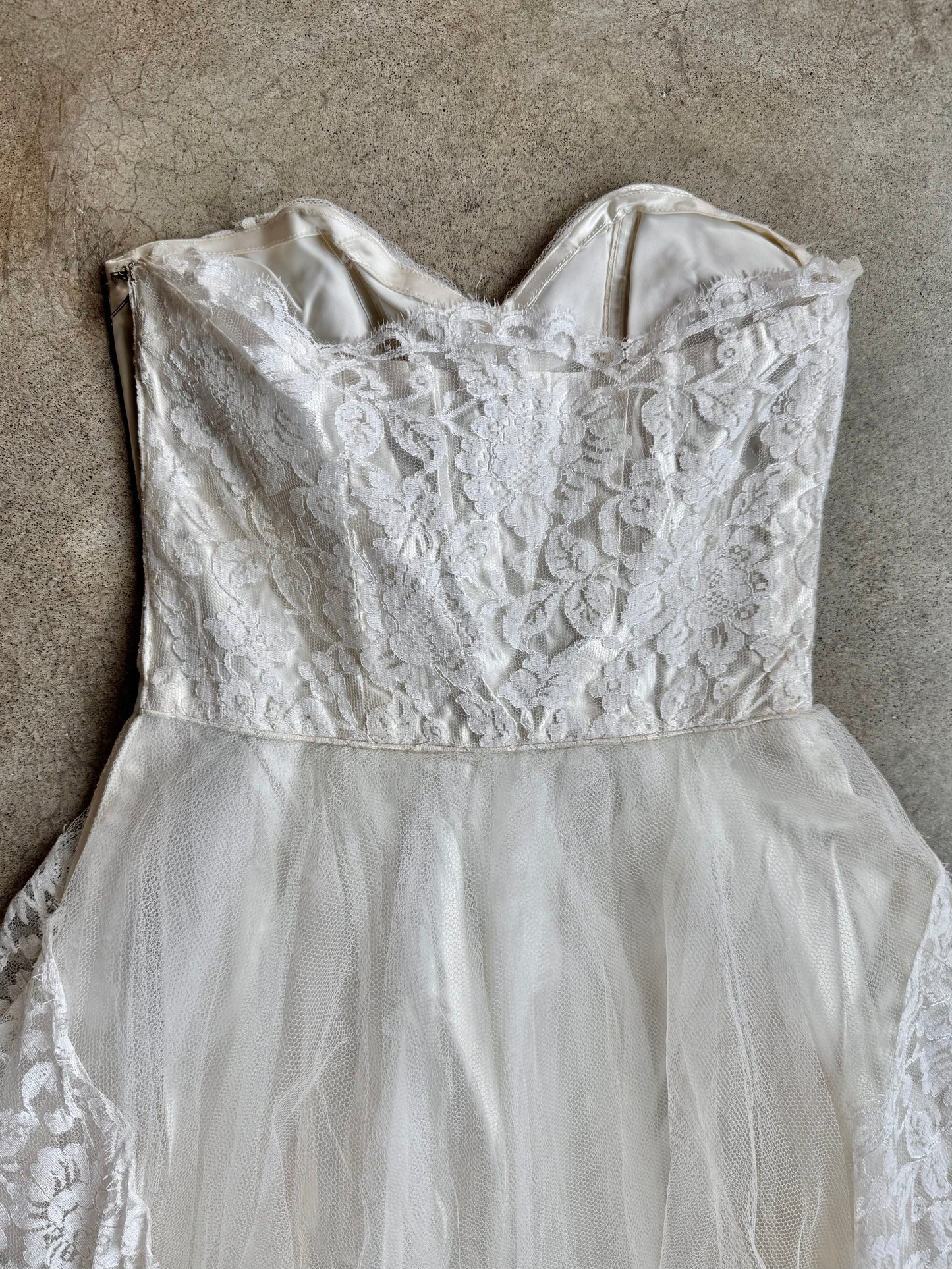 Vintage 1950s Handmade White Lace Tea-Length Tulle Skirt Wedding Gown | XS