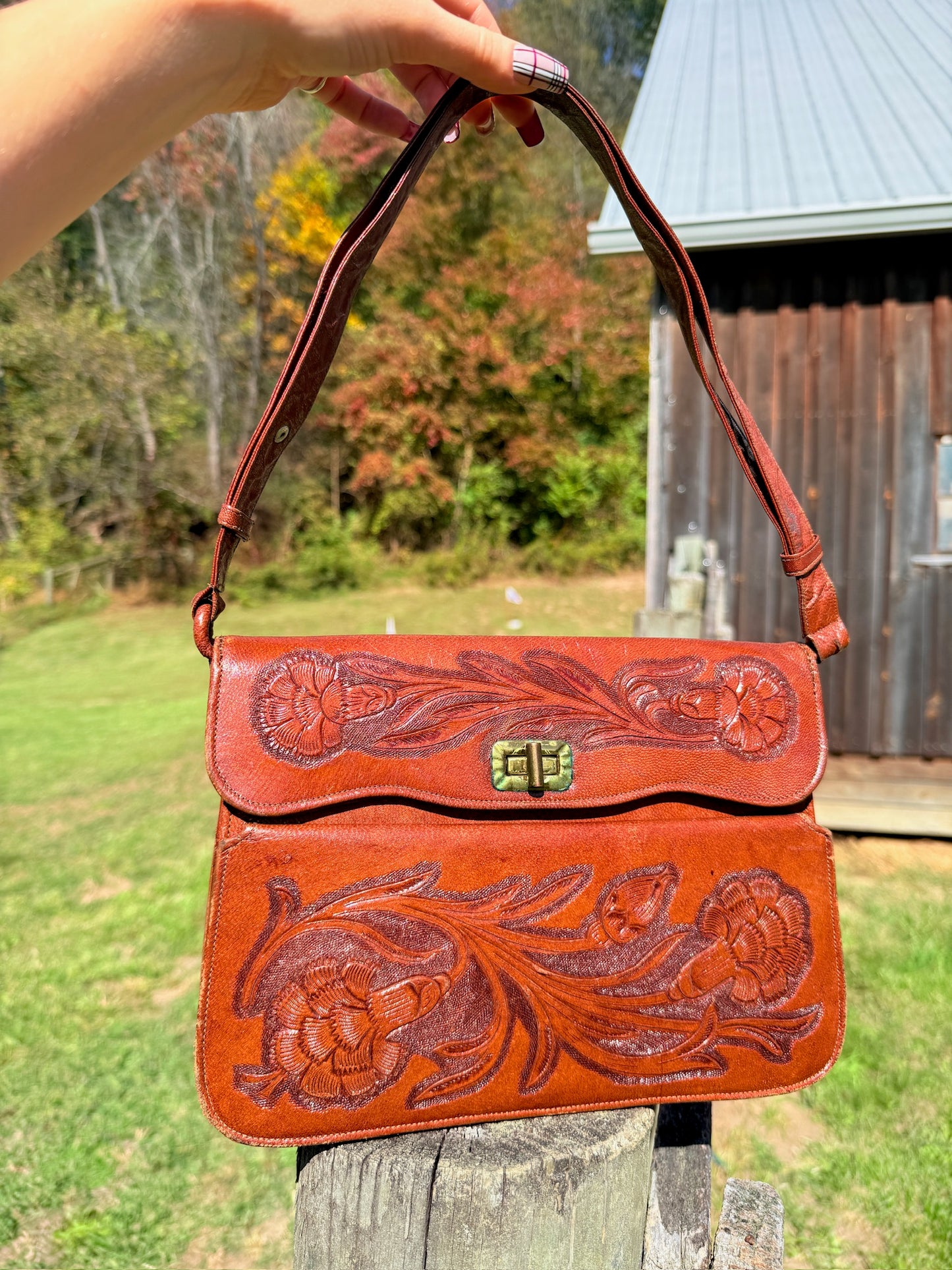 Vintage 1940s Brown Hand-Tooled Floral Leather Handbag