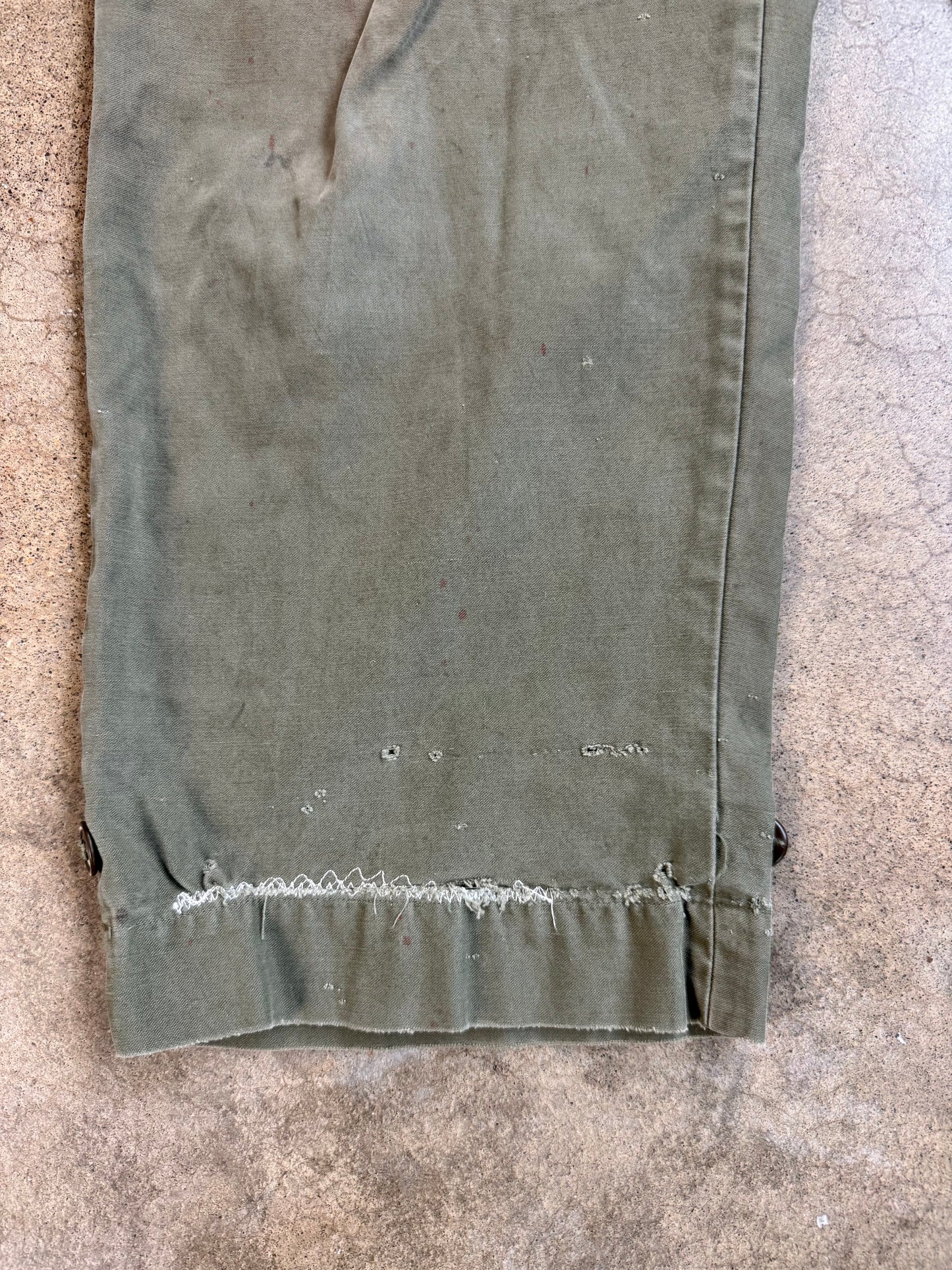 Vintage 1940s WW2 U.S. Military Distressed Cotton Field Trousers | Waist 30”