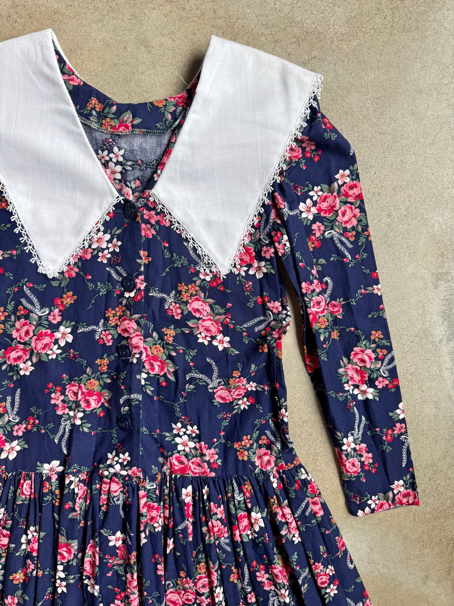 Vintage 1970s/80s Navy Floral Drop Waist Collared Dress | XS/S