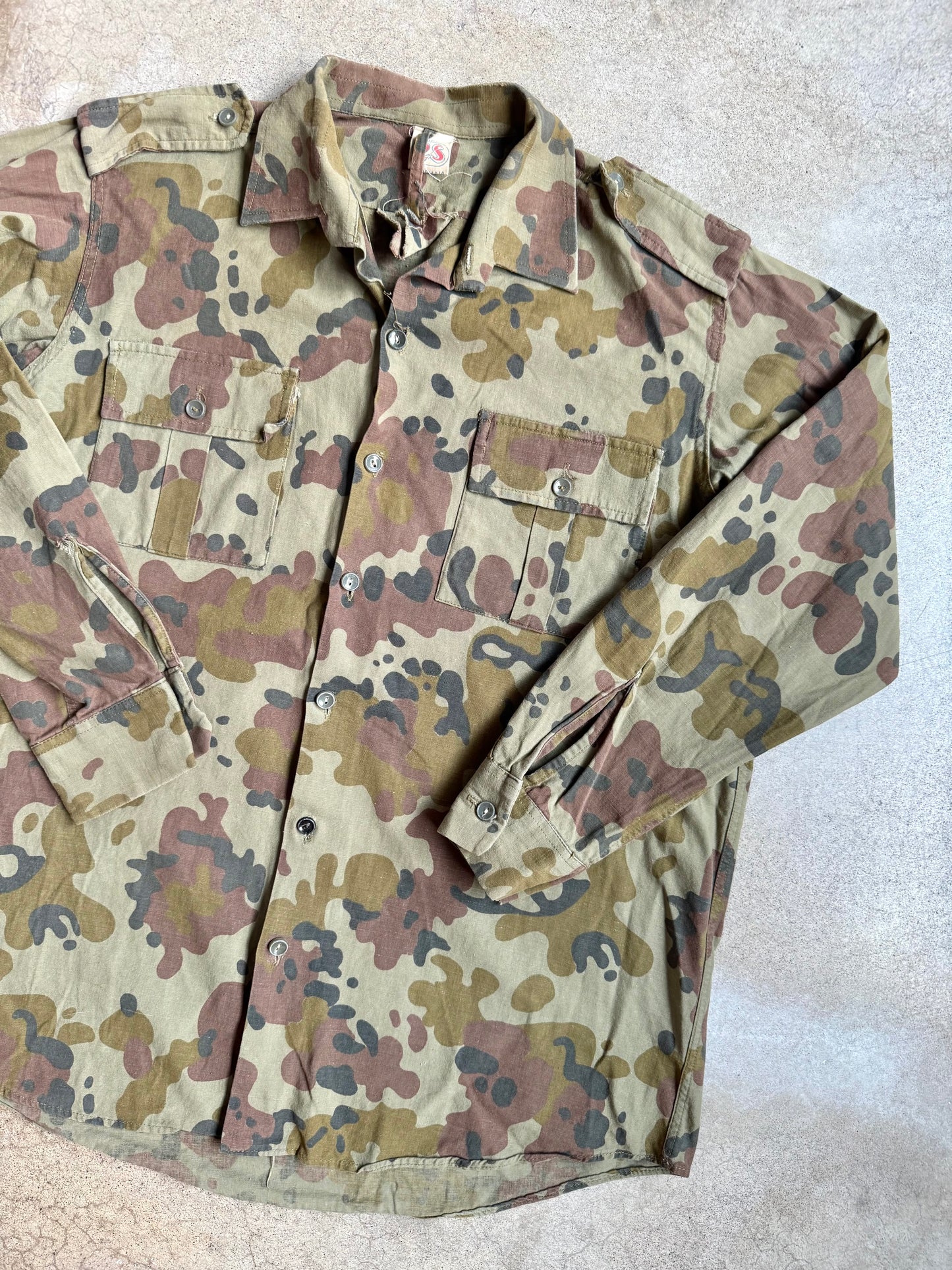 Vintage Romanian Army M94 Mosaic Camo Field Shirt | Large