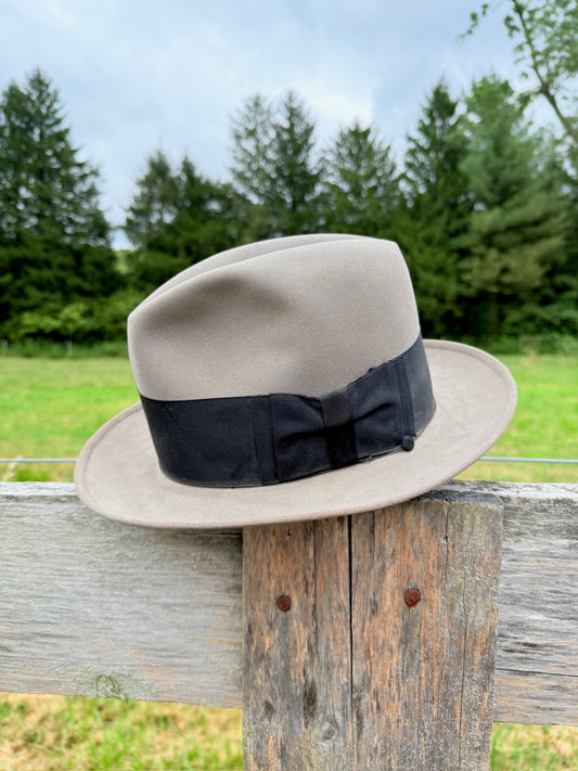 Vintage 1950s Resistol Grey Kitten Finish Beaver Fedora Hat