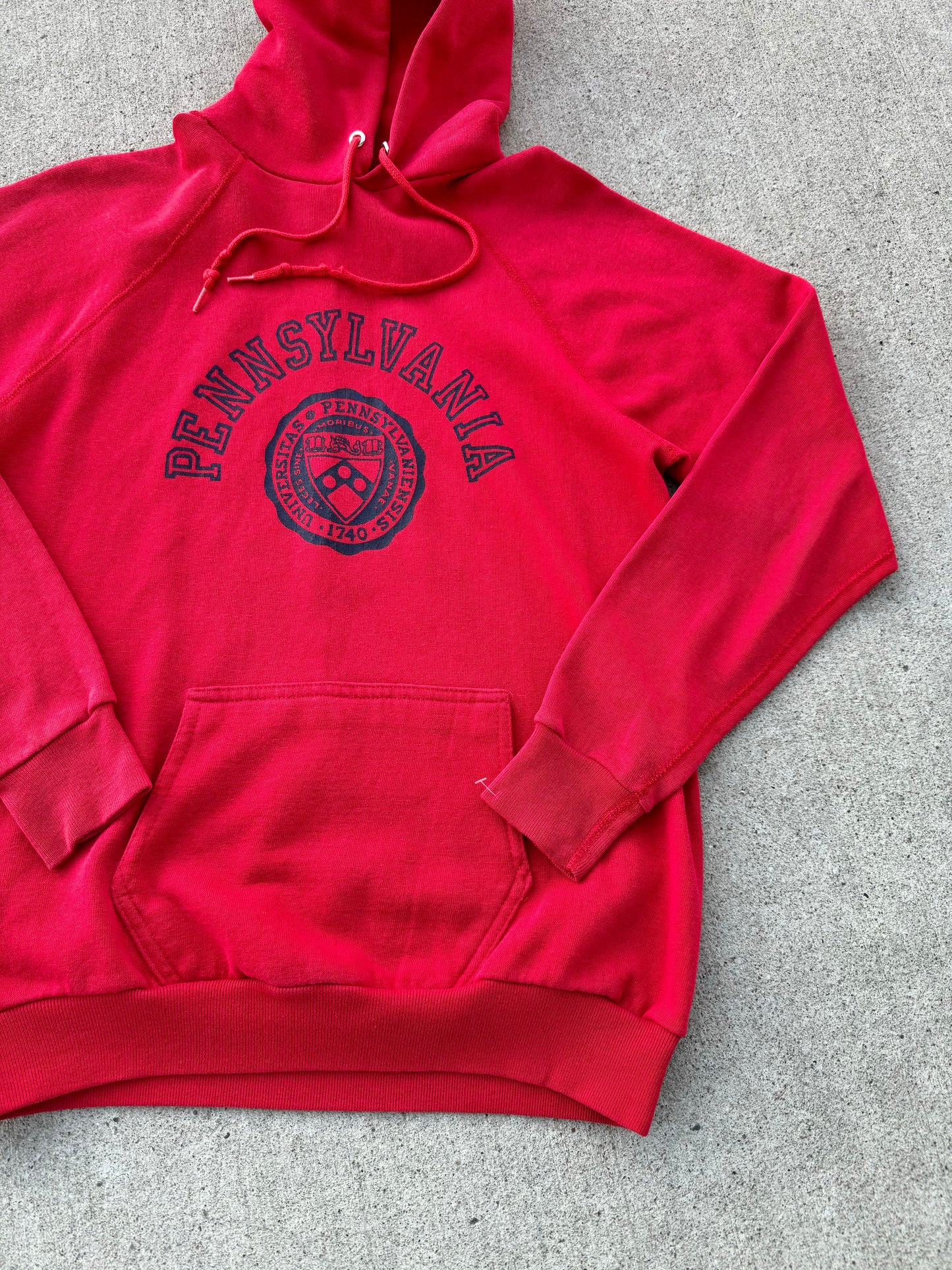 Vintage 1980s University of Pennsylvania Red Hoodie | M/L