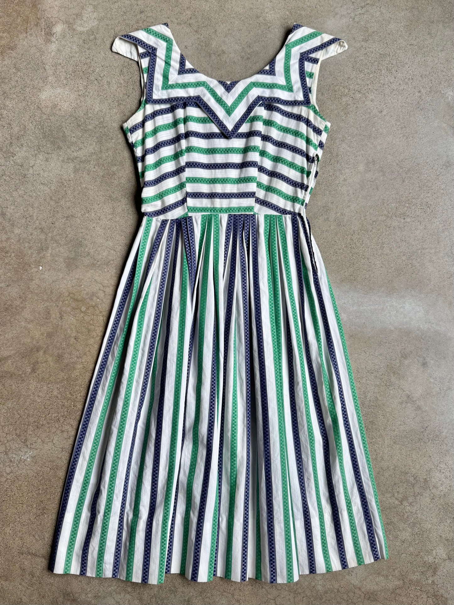 Vintage 1940s/50s Navy & Green Stripe Pointed Collar Pleated Dress | XS