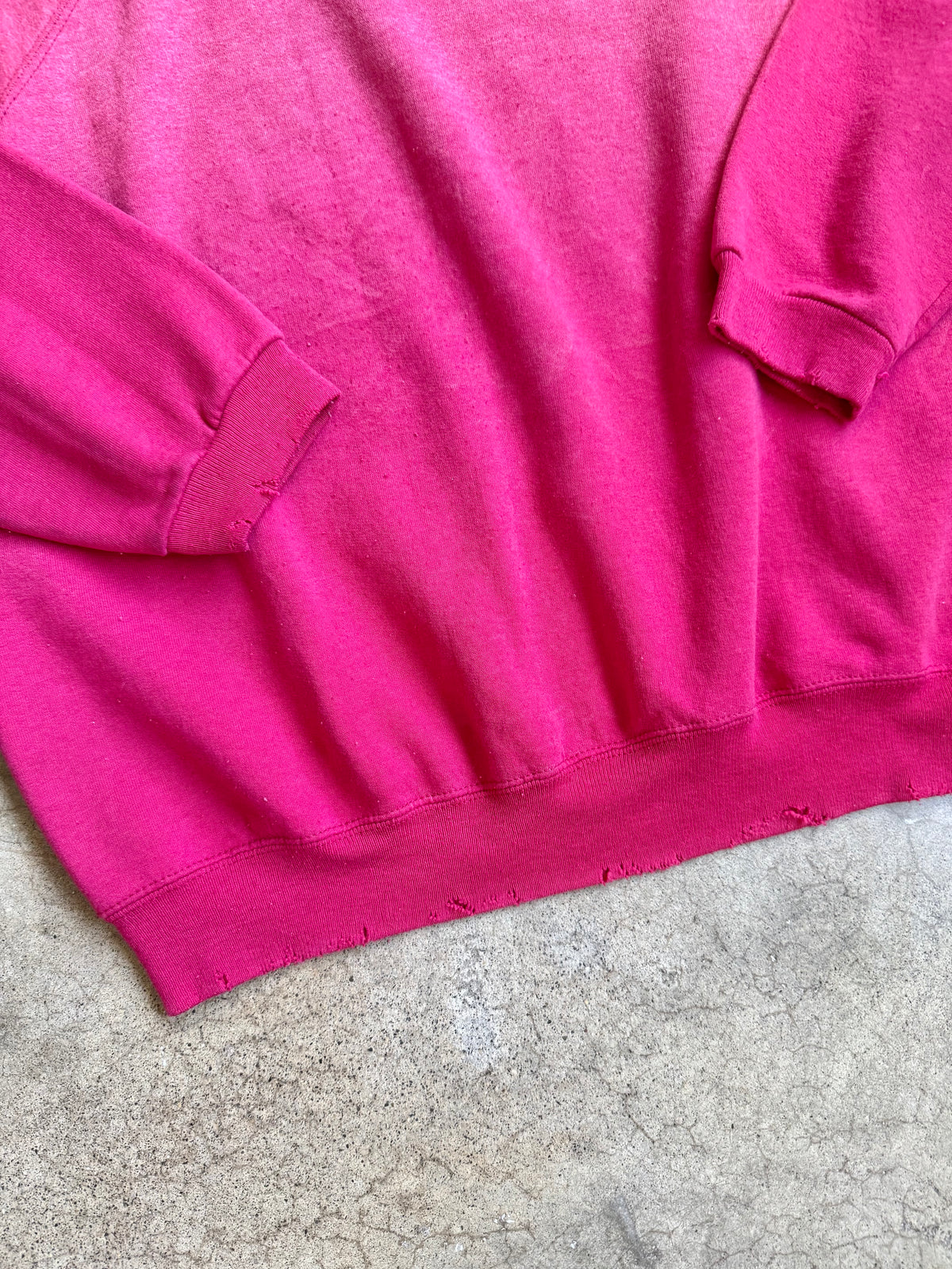 Vintage-Style Red Chainstitch “California” Distressed Raglan Sweatshirt | Large