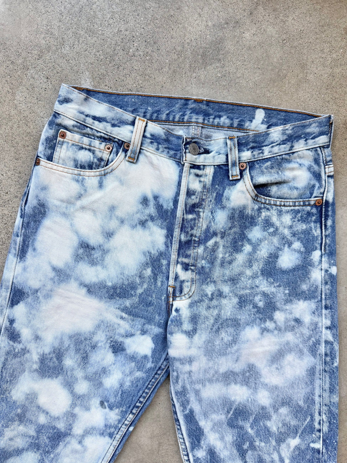 Vintage 1980s/90s Levi’s 501 Acid Wash Straight Leg Jeans | 30x30