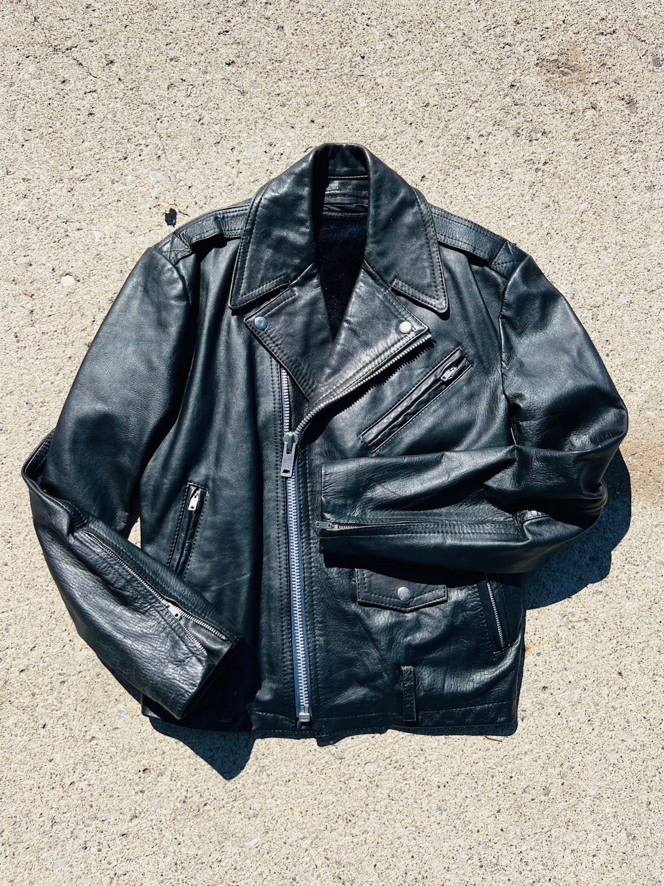 Vintage 1970s/80s Black Leather Motorcycle Jacket | S/M