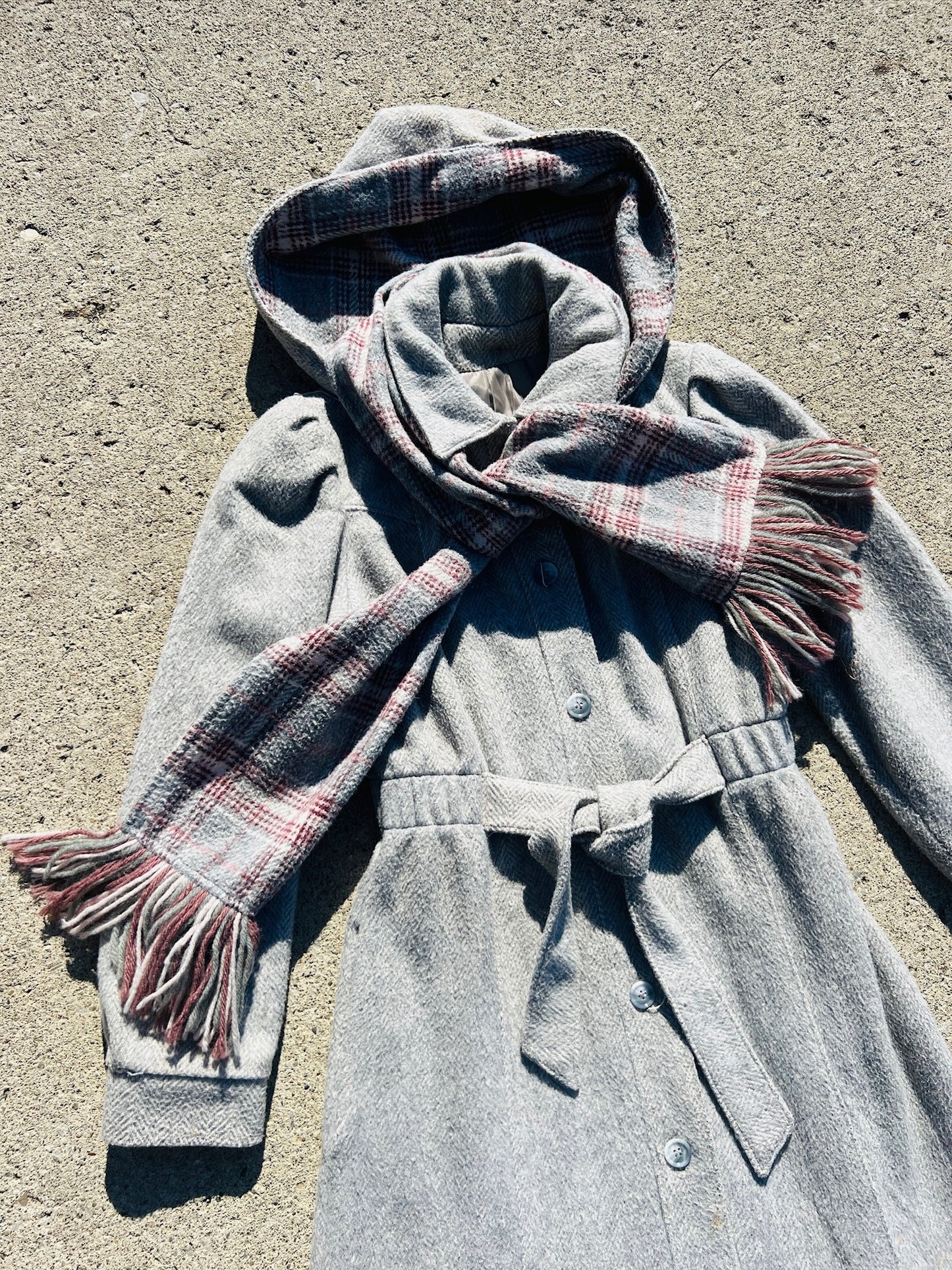 Vintage Grey Tie Front Hooded Overcoat & Plaid Scarf | XS/S