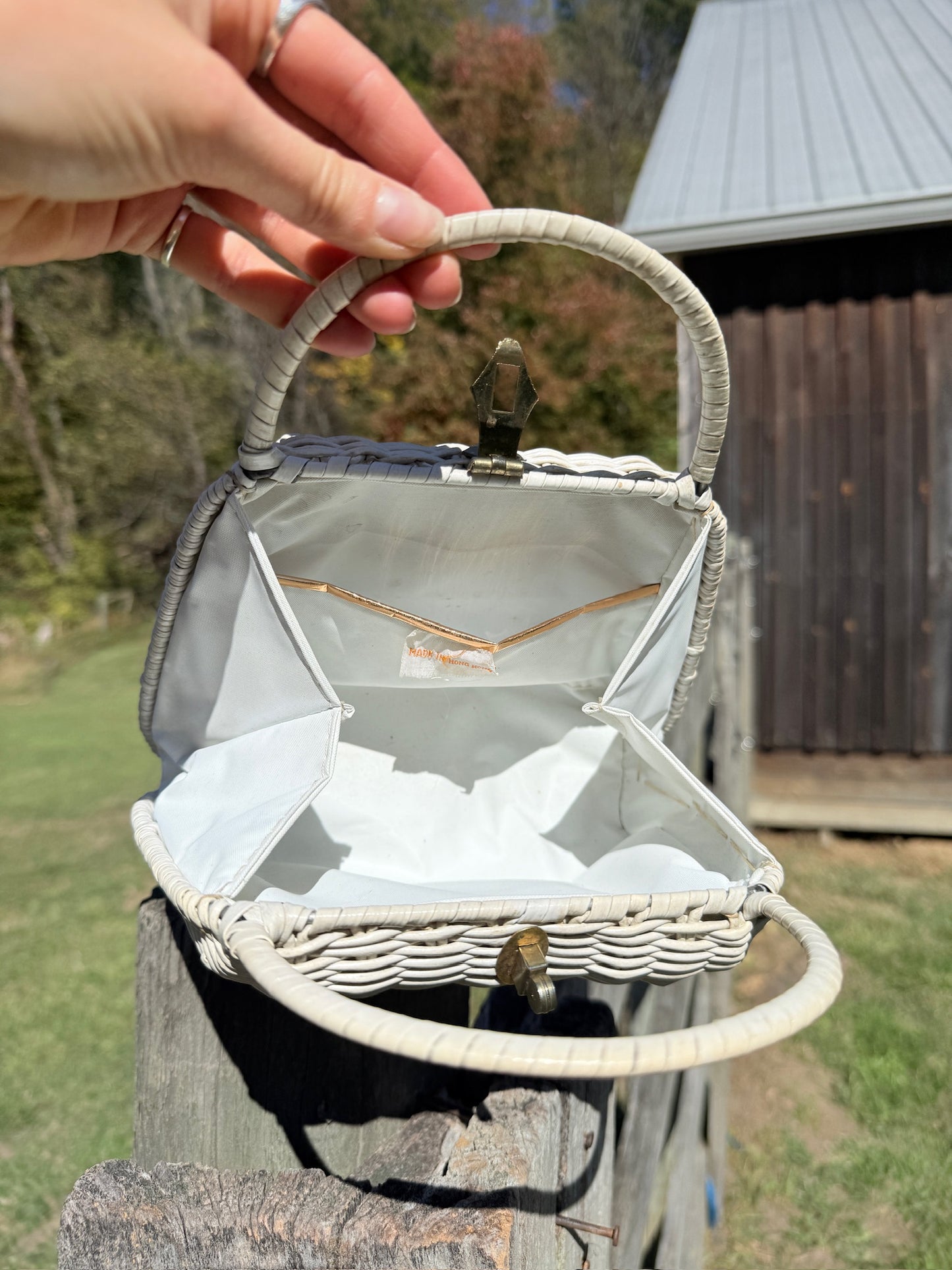 Vintage 1950s White Wicker Handbag
